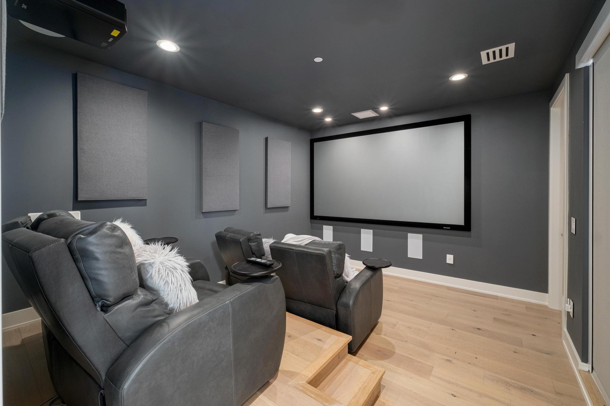 4811 Timberline DR
