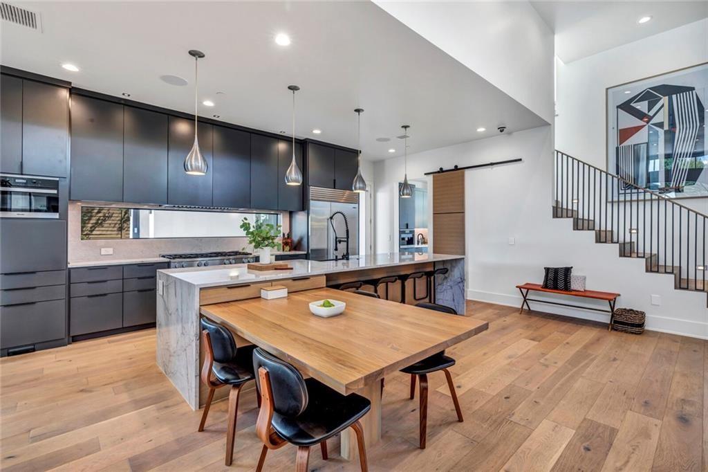 4811 Timberline DR