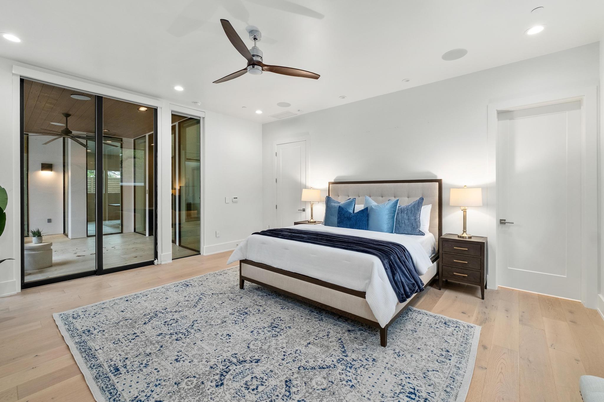 4811 Timberline DR