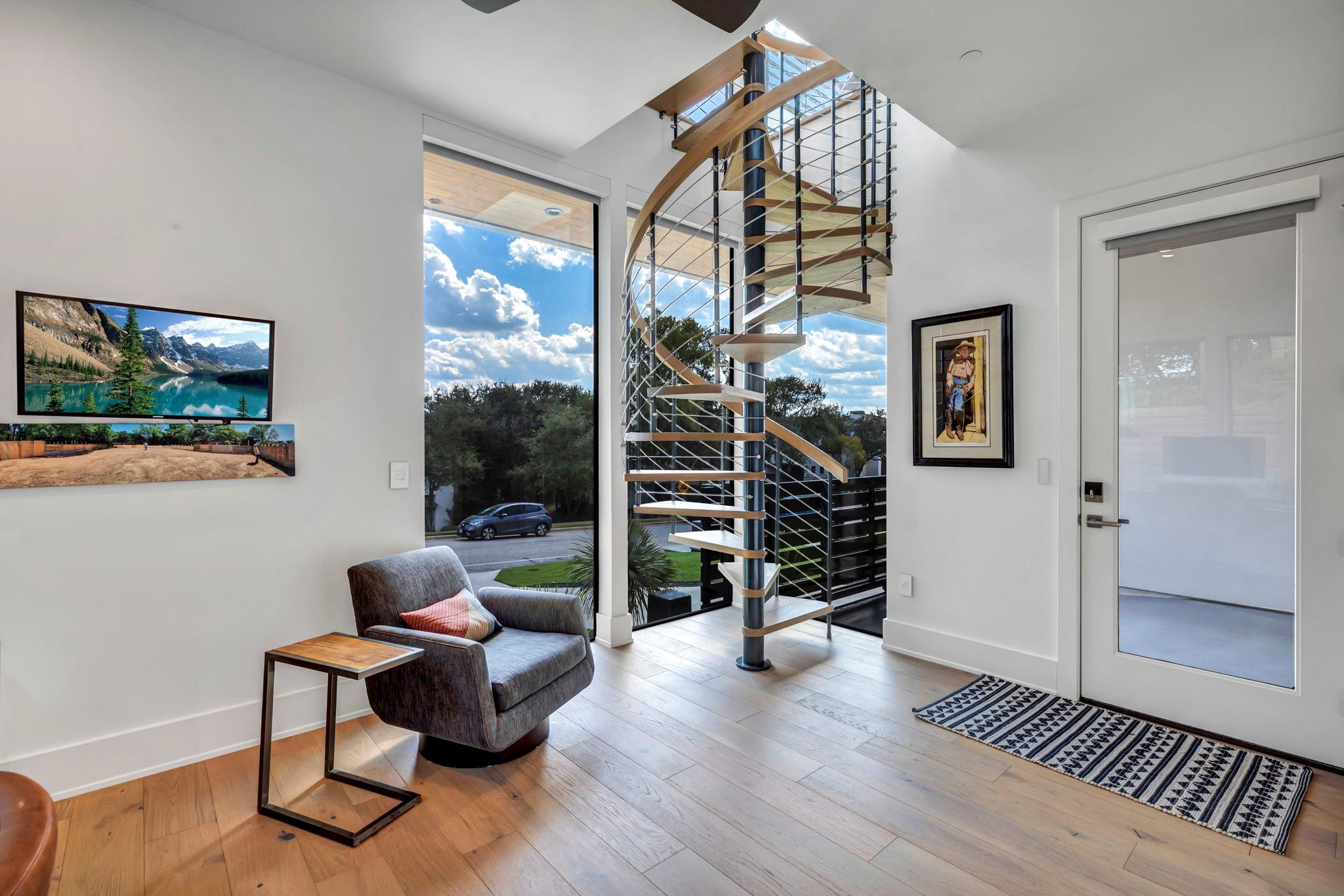 4811 Timberline DR