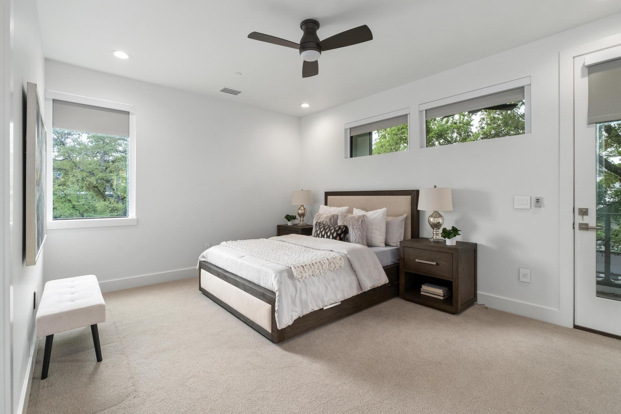 4811 Timberline DR