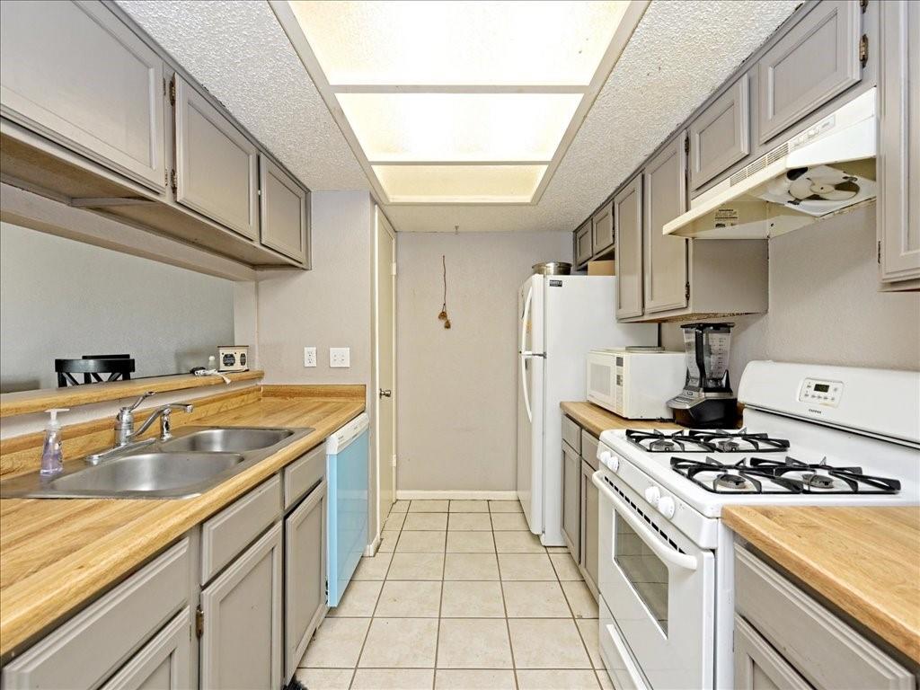 7825 Beauregard CIR # 5