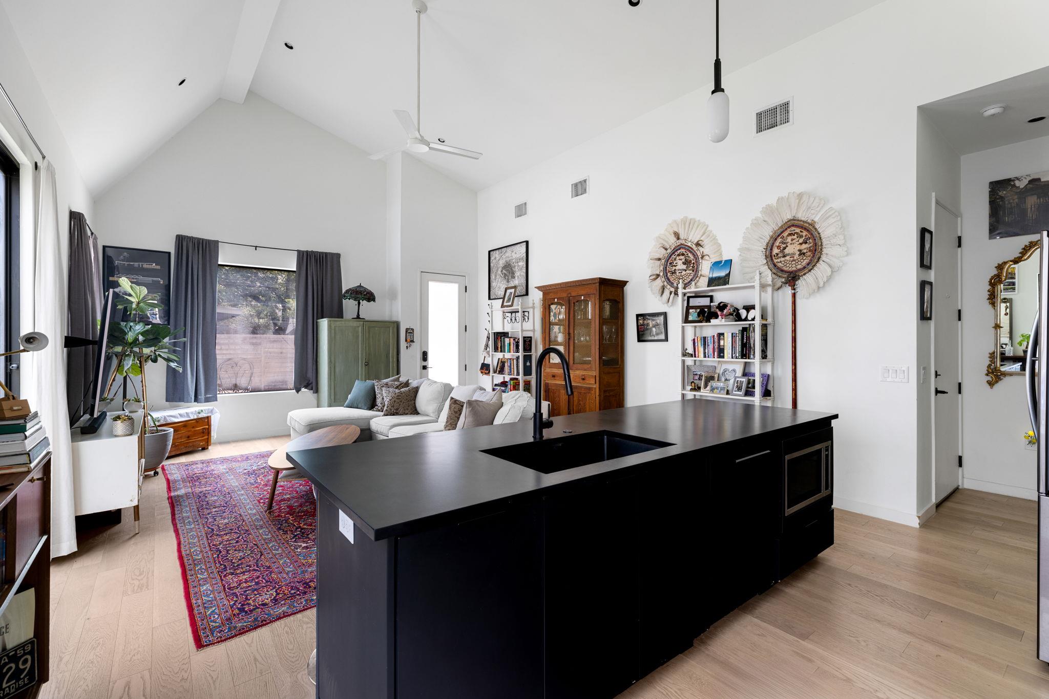 5509 Clay Ave # 2