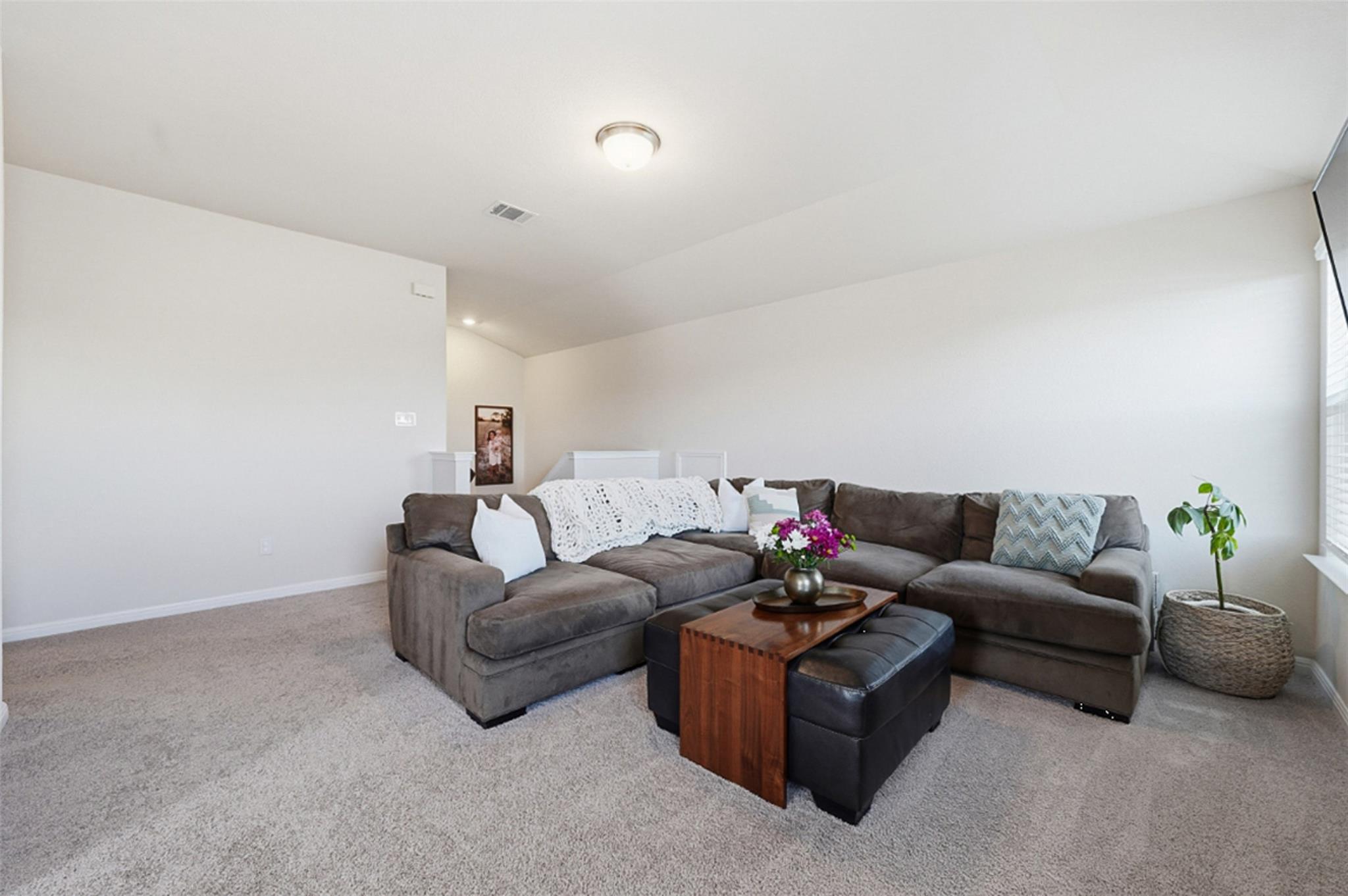 111 Granite Dome DR