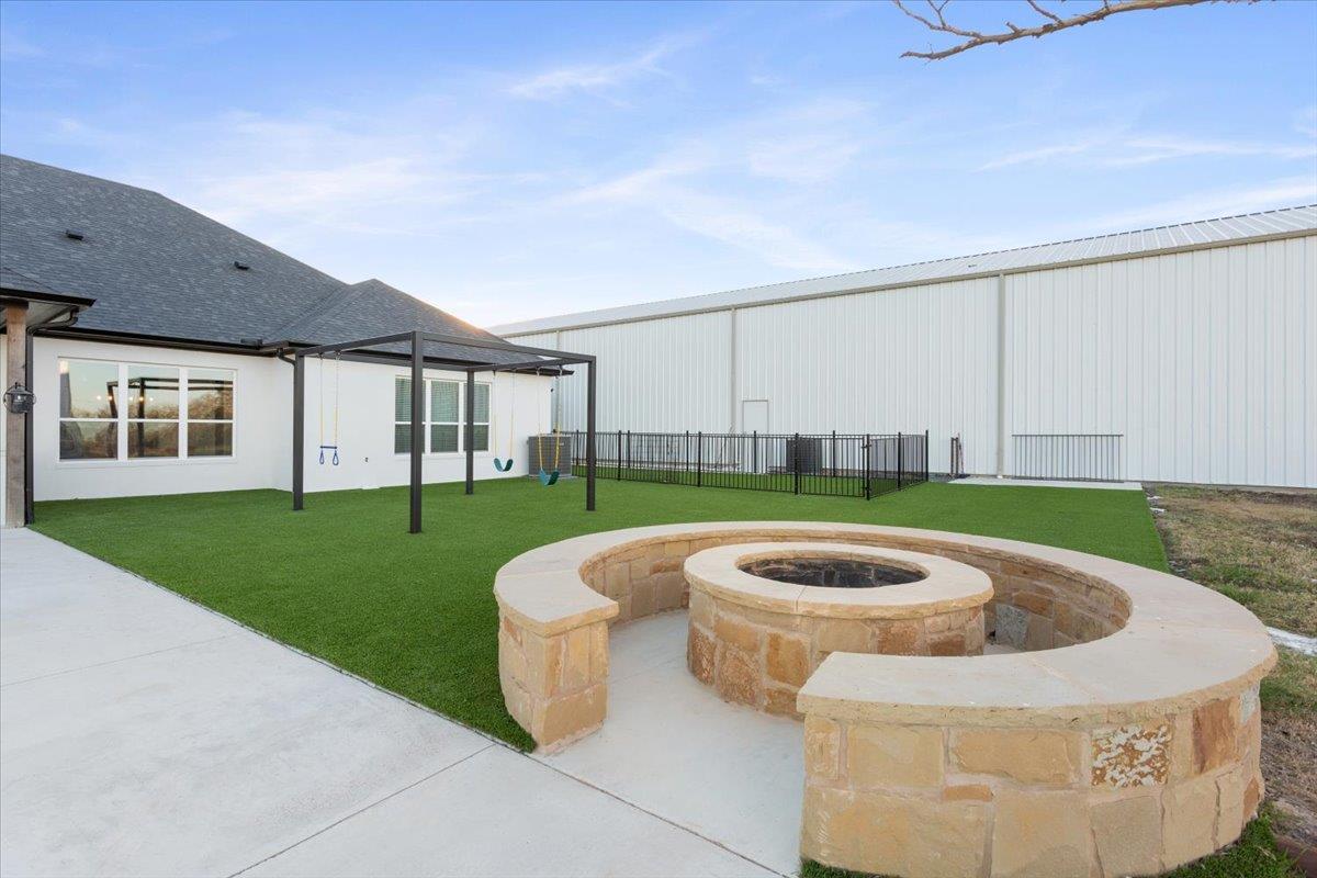 10940 Wedel Cemetery RD