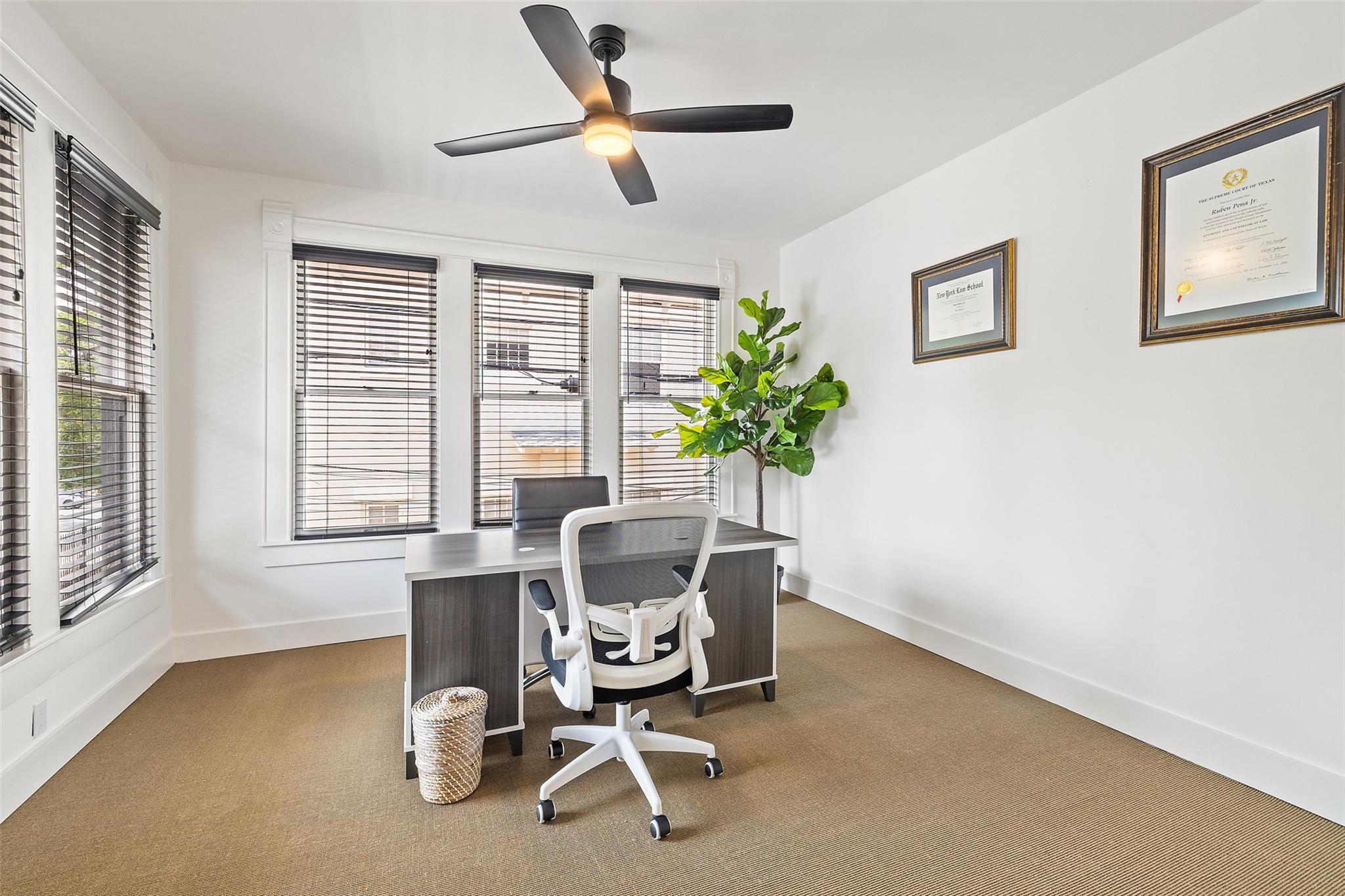 1004 West Ave