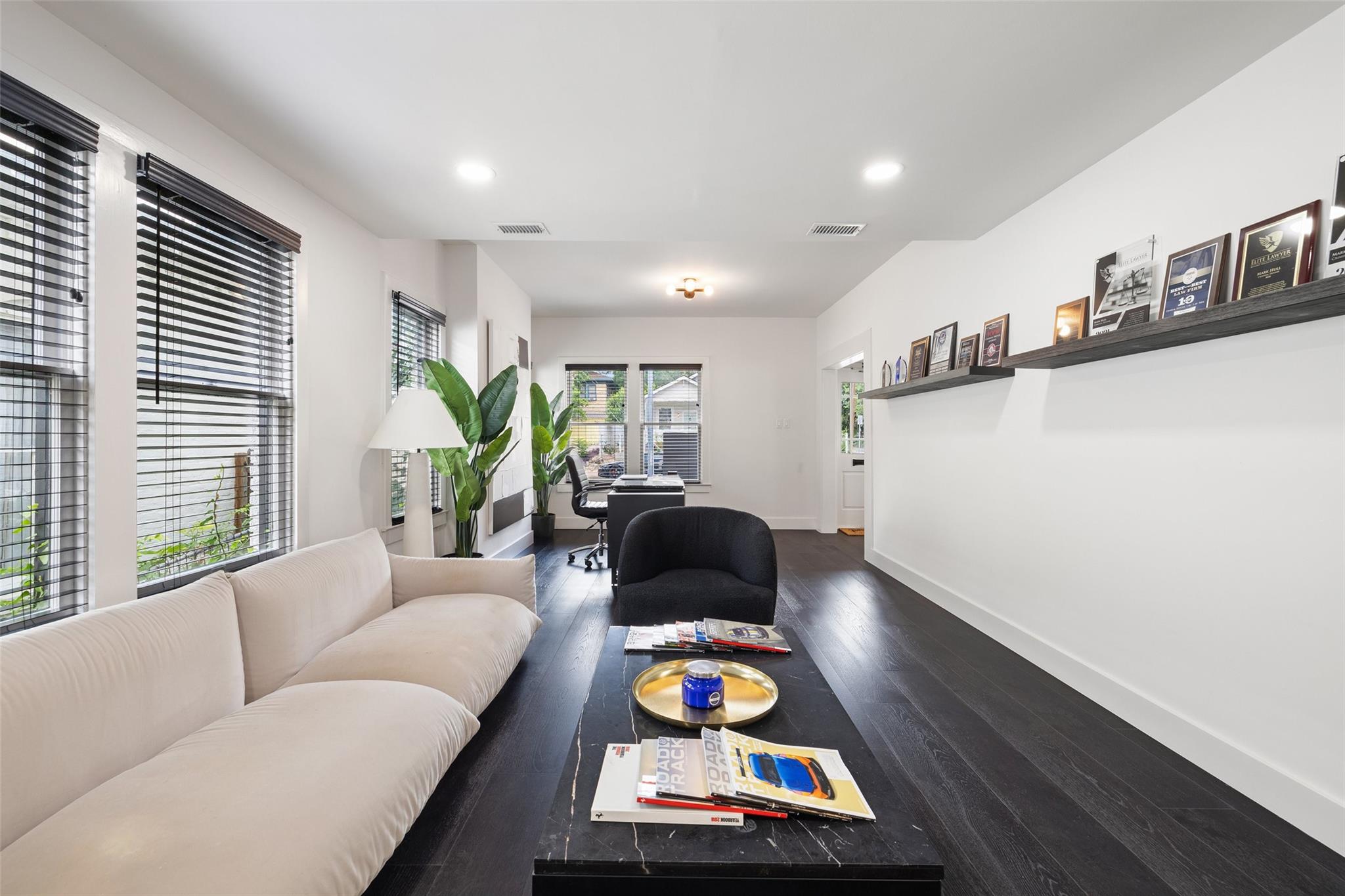 1004 West Ave