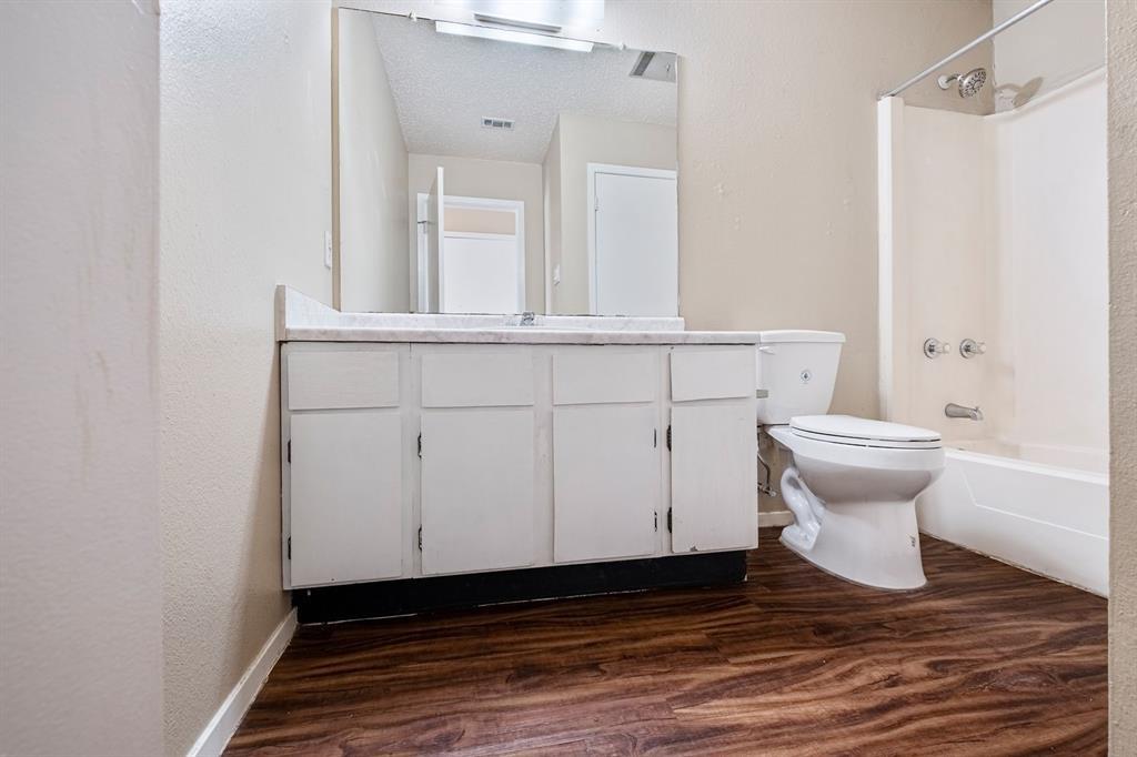 301 Craddock Ave # C