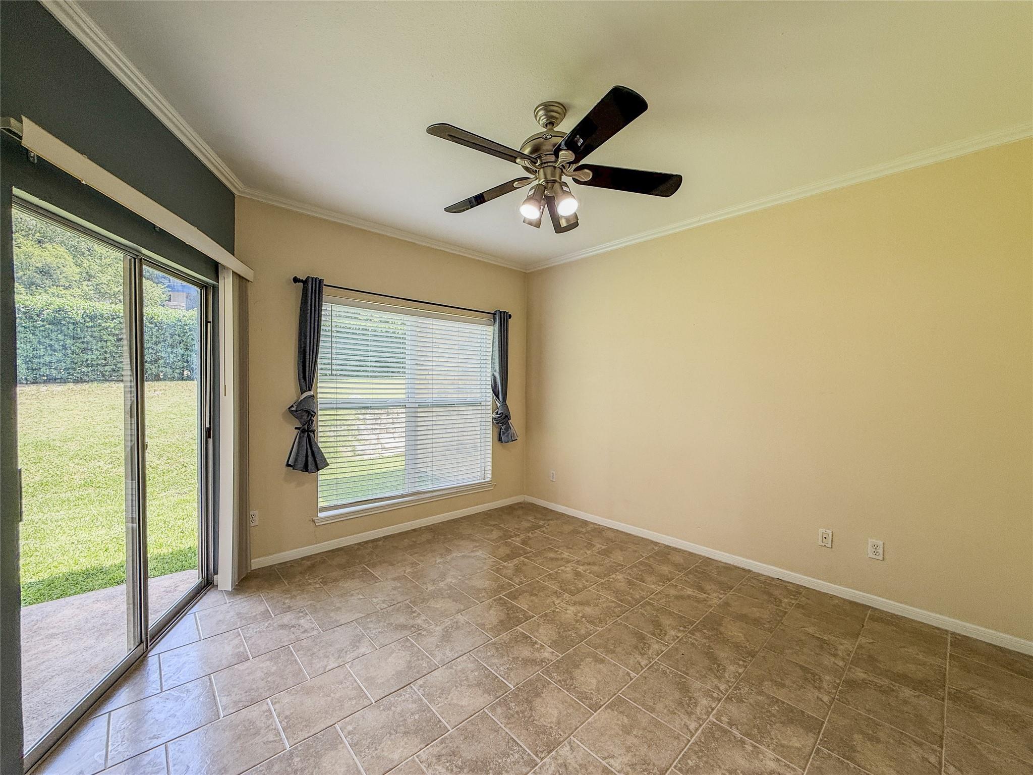2450 Wickersham LN # 103