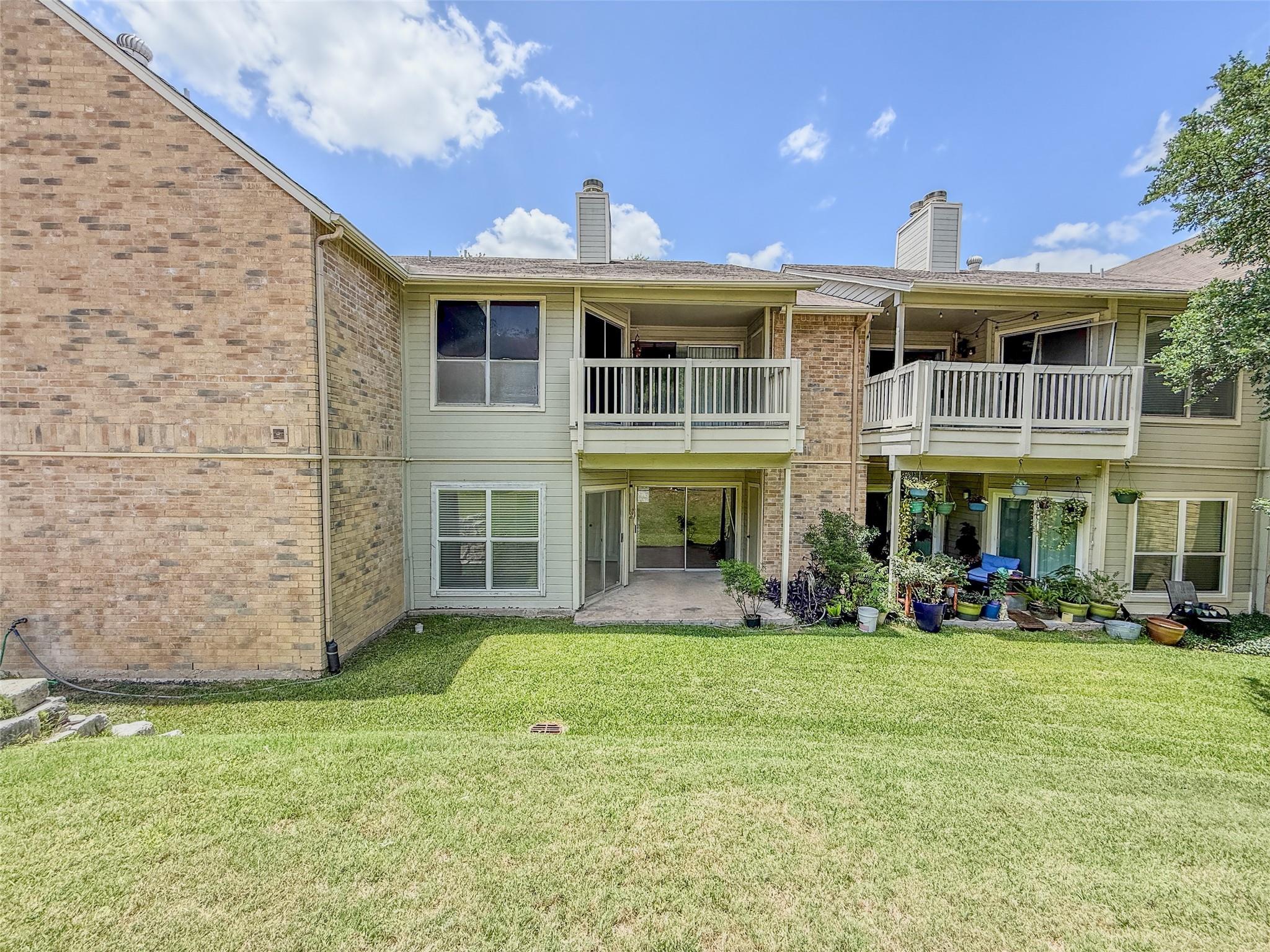 2450 Wickersham LN # 103