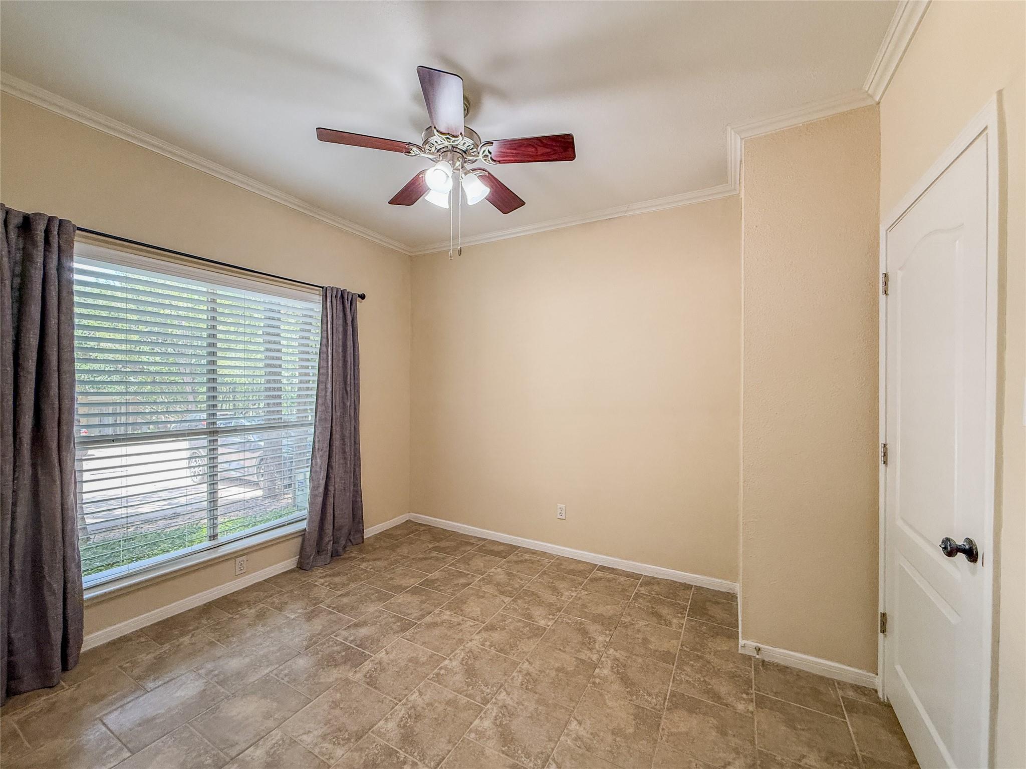 2450 Wickersham LN # 103