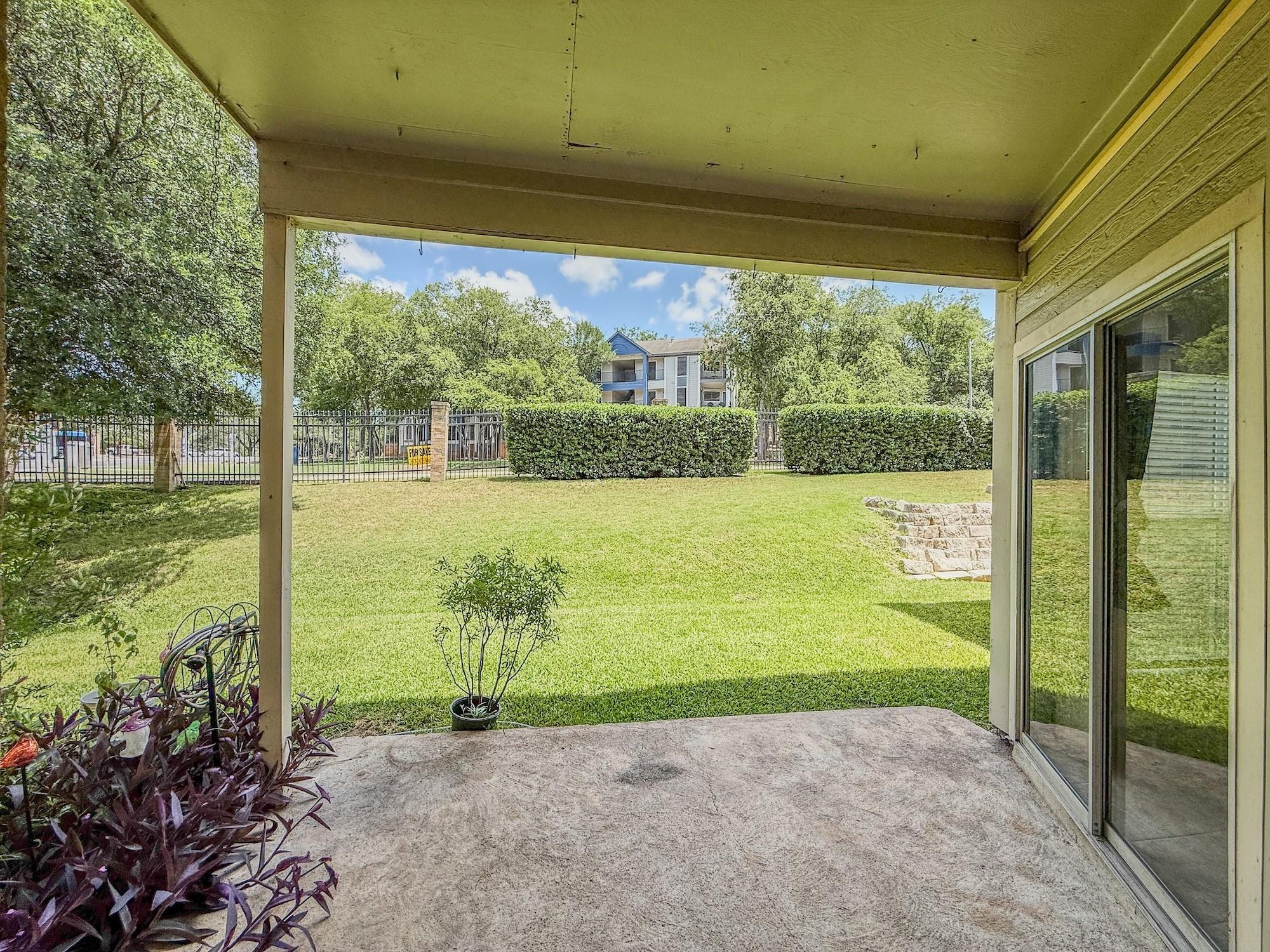 2450 Wickersham LN # 103