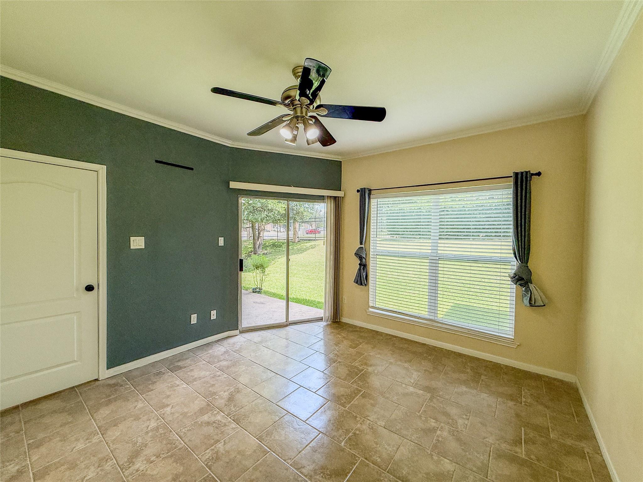 2450 Wickersham LN # 103