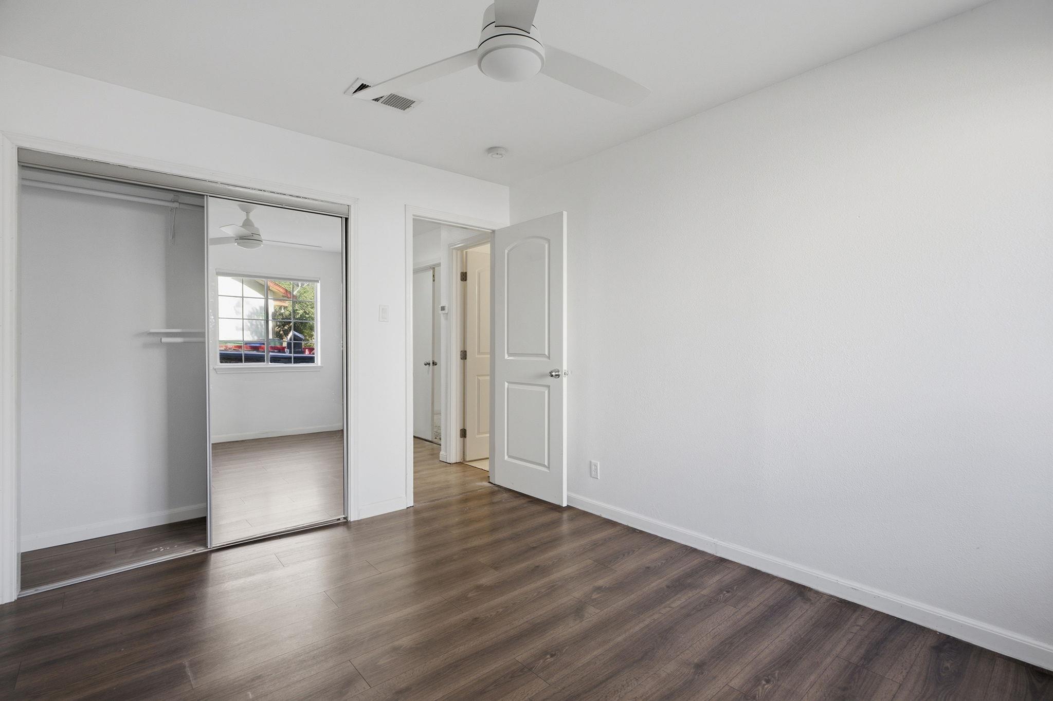 703 Post Oak CIR