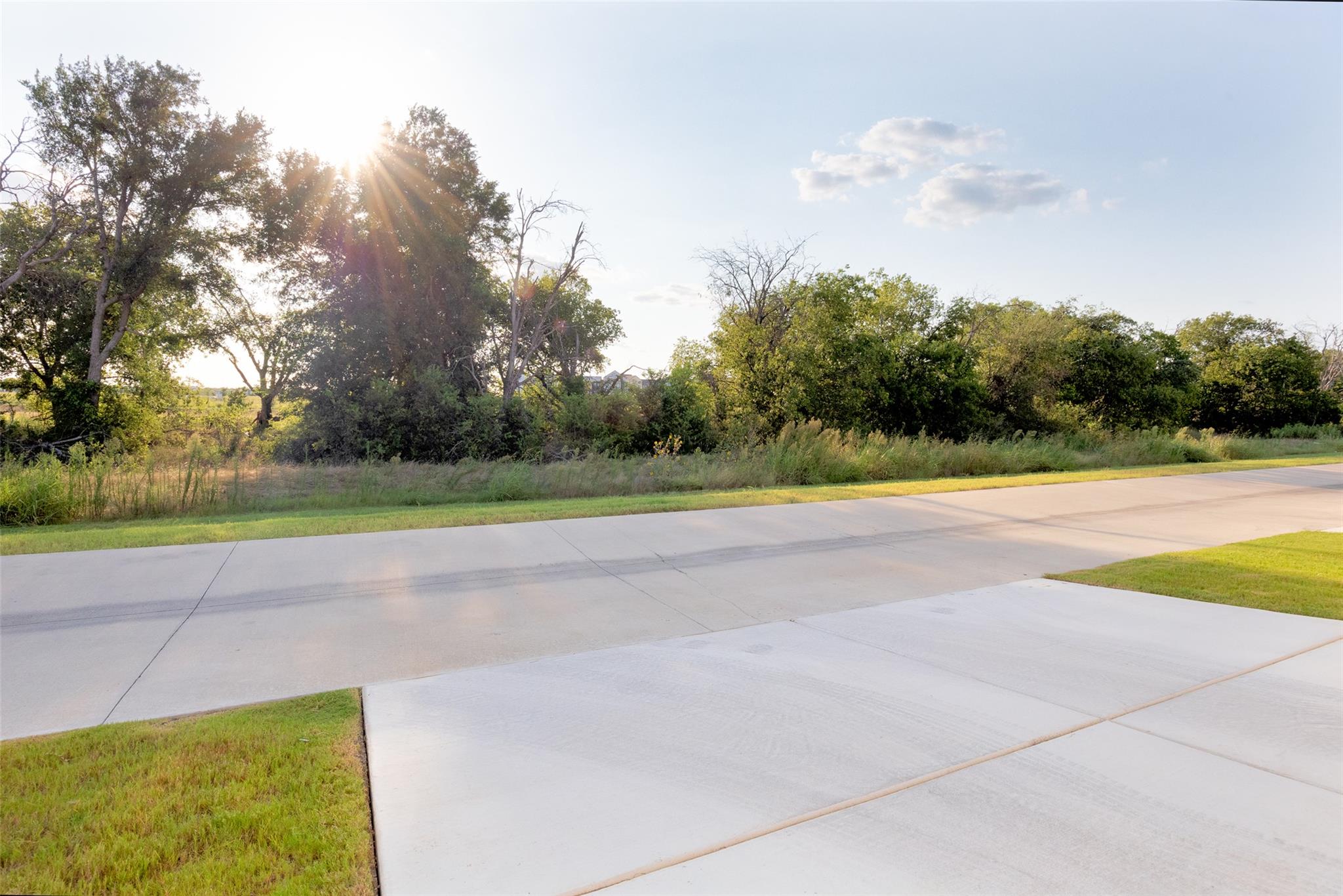2412 Jack Nora WAY