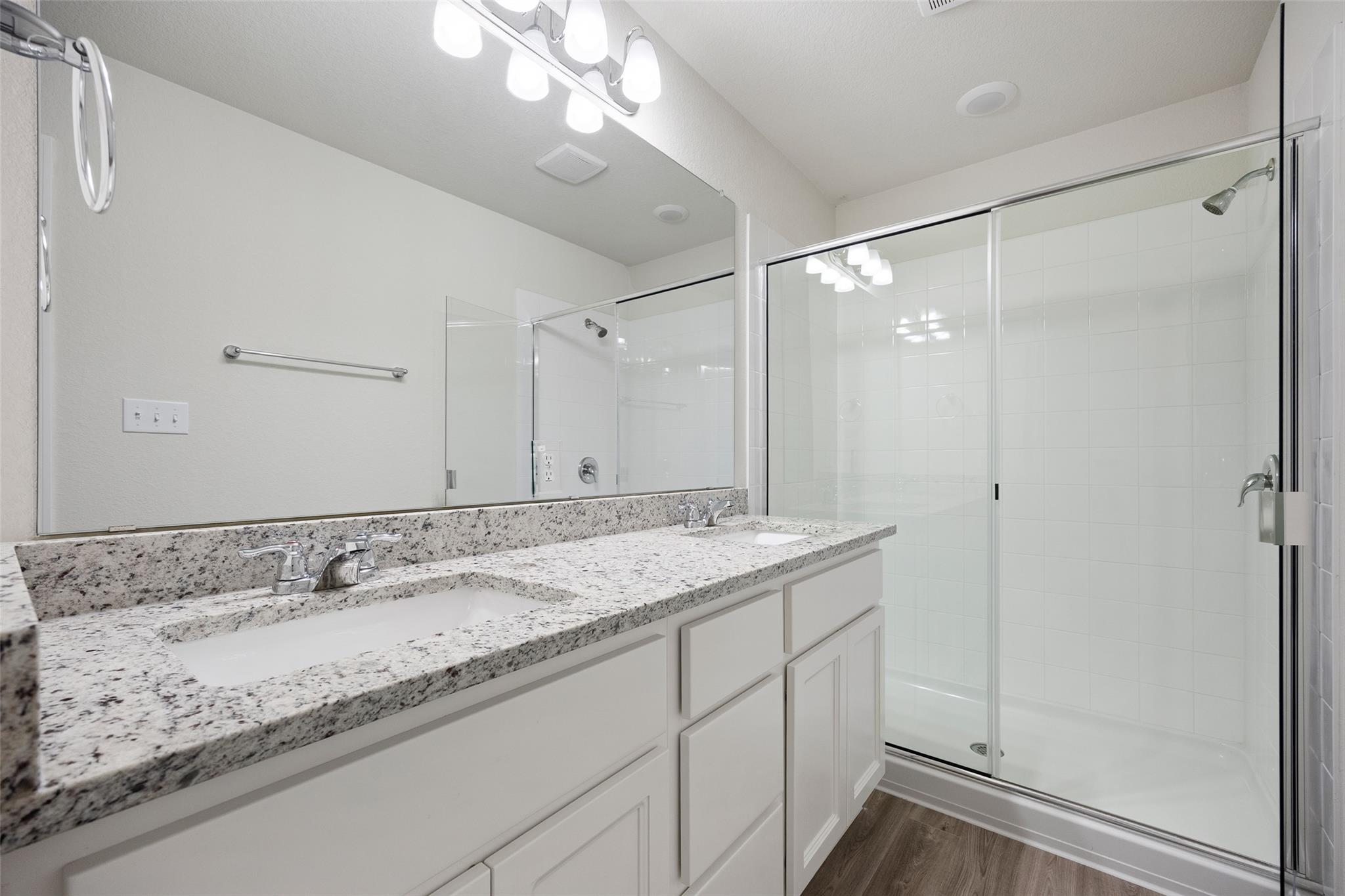 2412 Jack Nora WAY