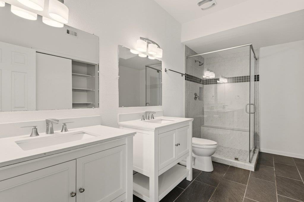 2450 Wickersham LN # 1006