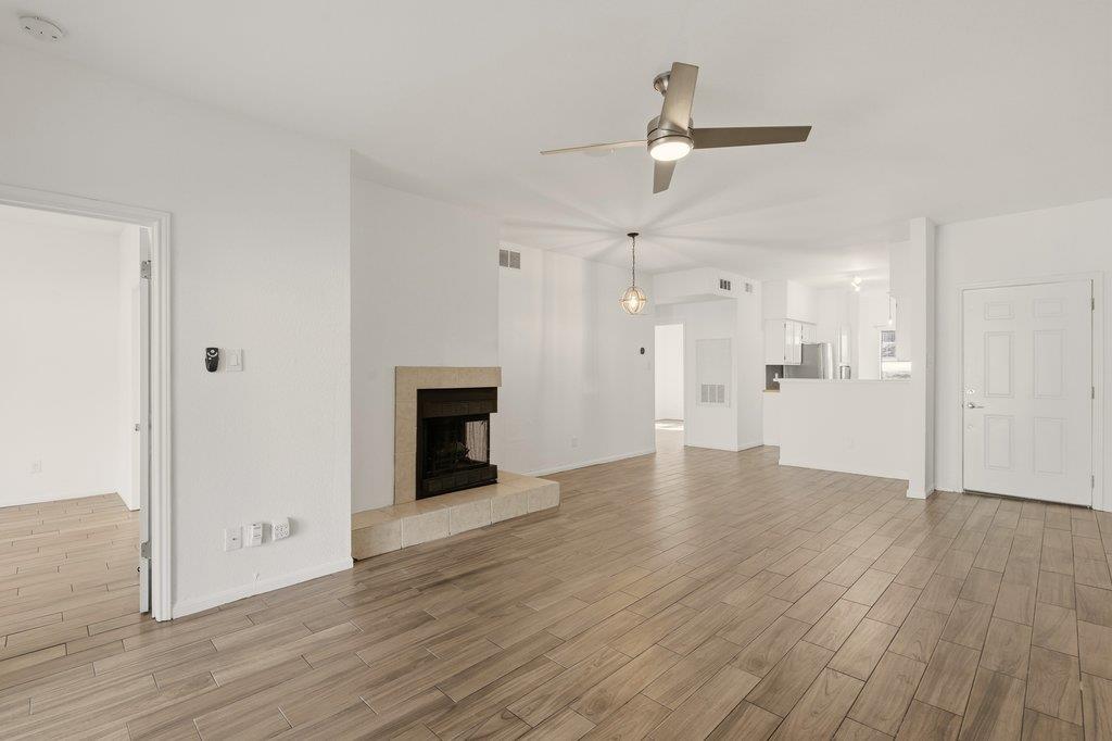 2450 Wickersham LN # 1006