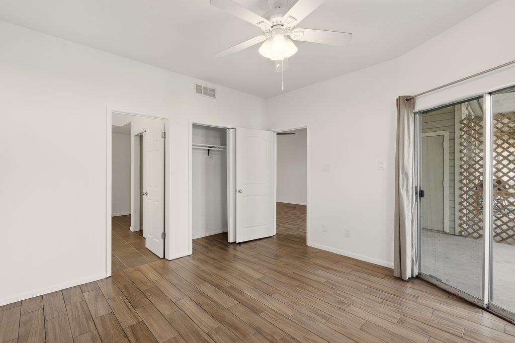 2450 Wickersham LN # 1006