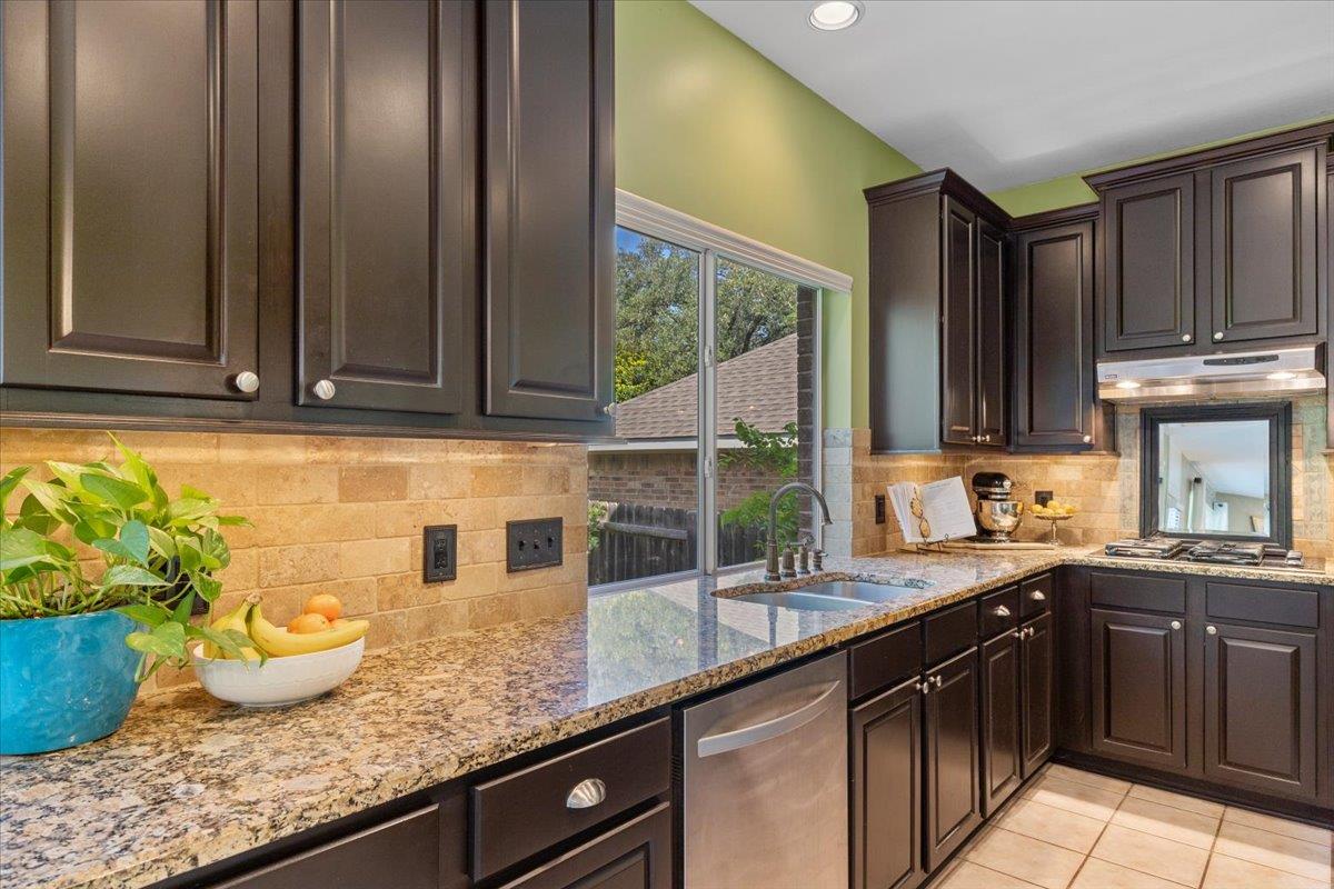 2932 Persimmon Valley TRL