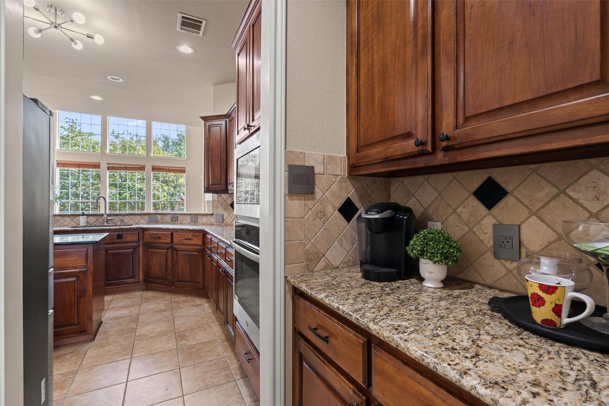 2606 Mexican Hat DR