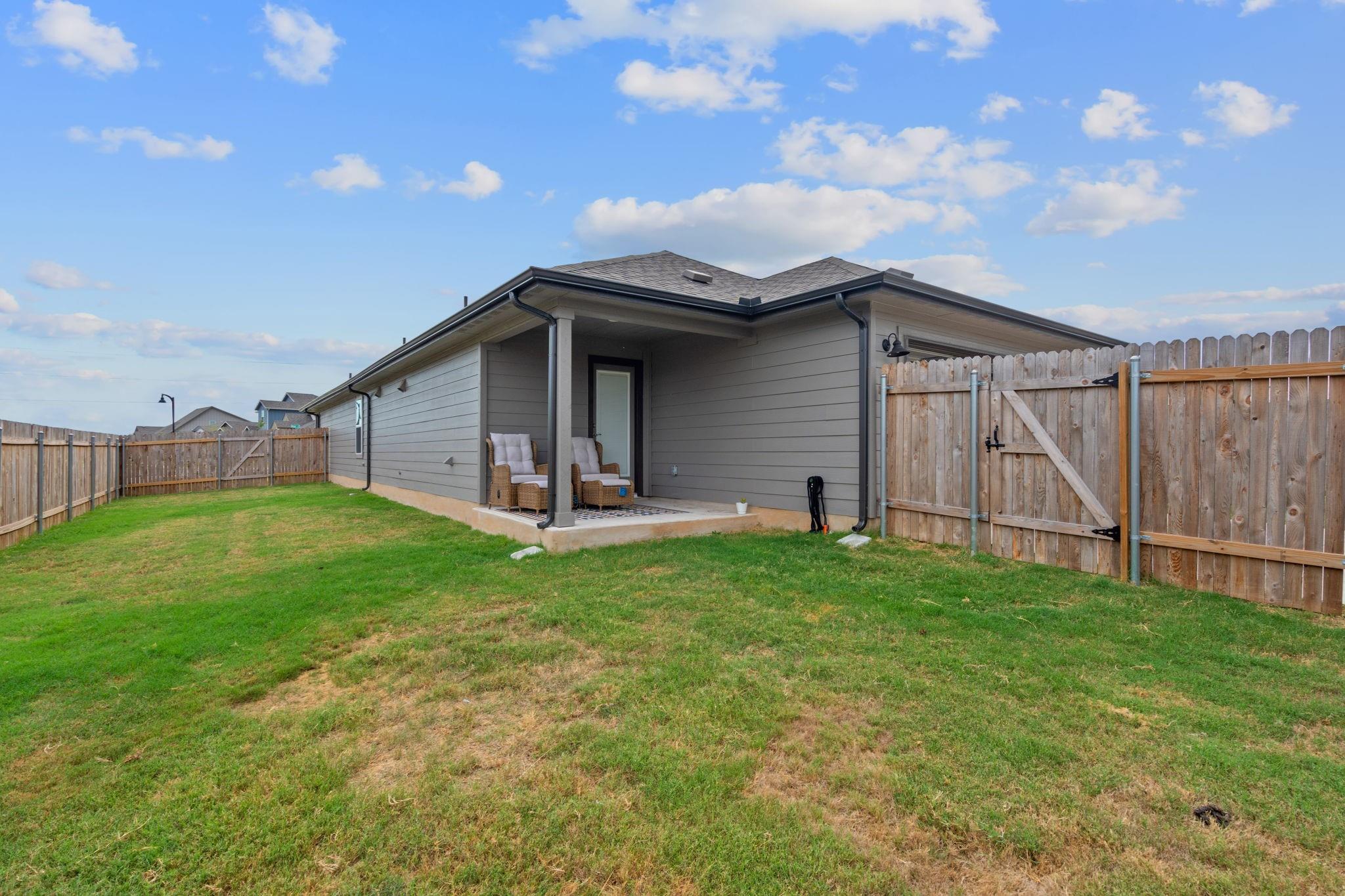 1005 Main ST