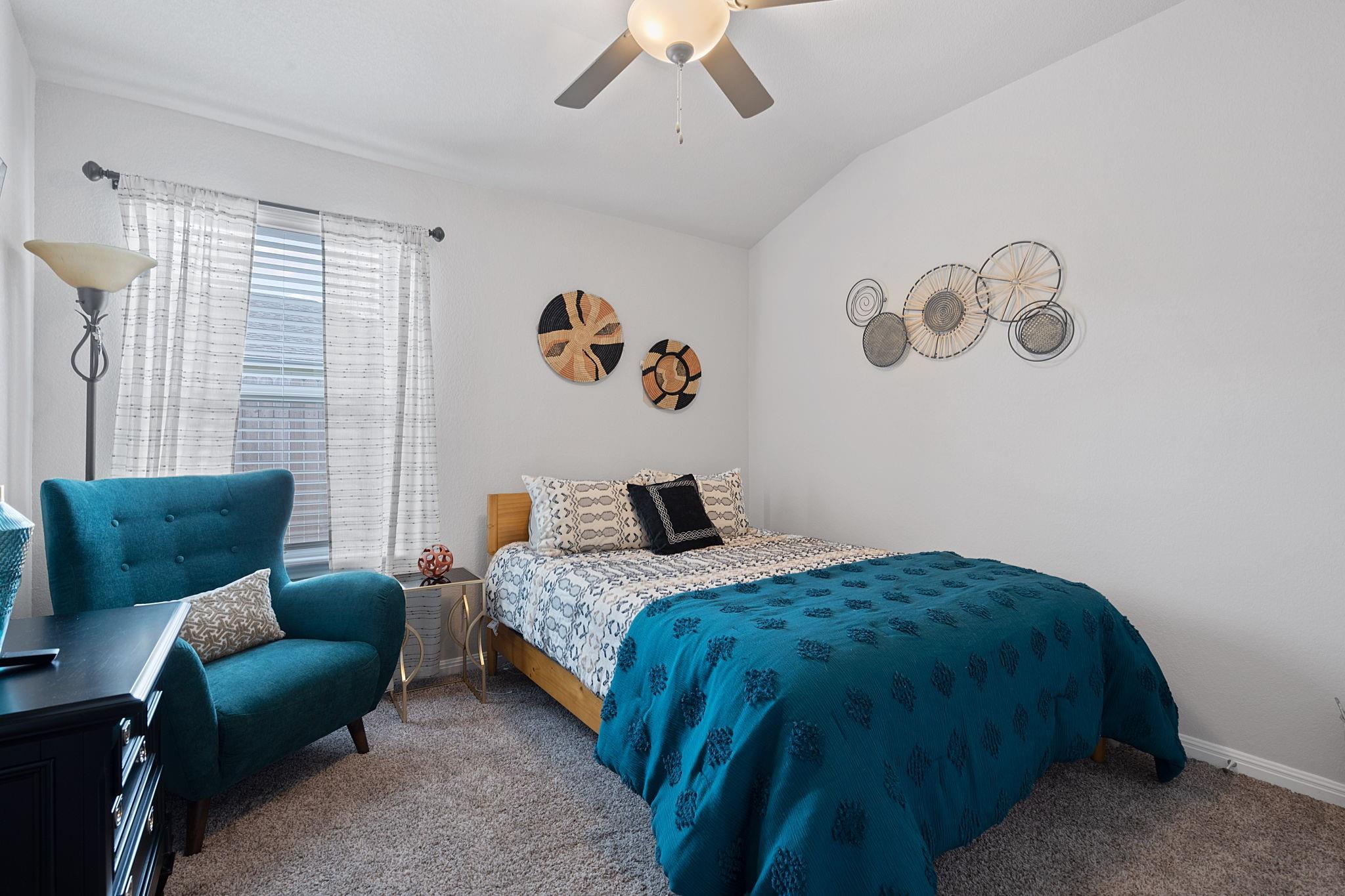 1005 Main ST
