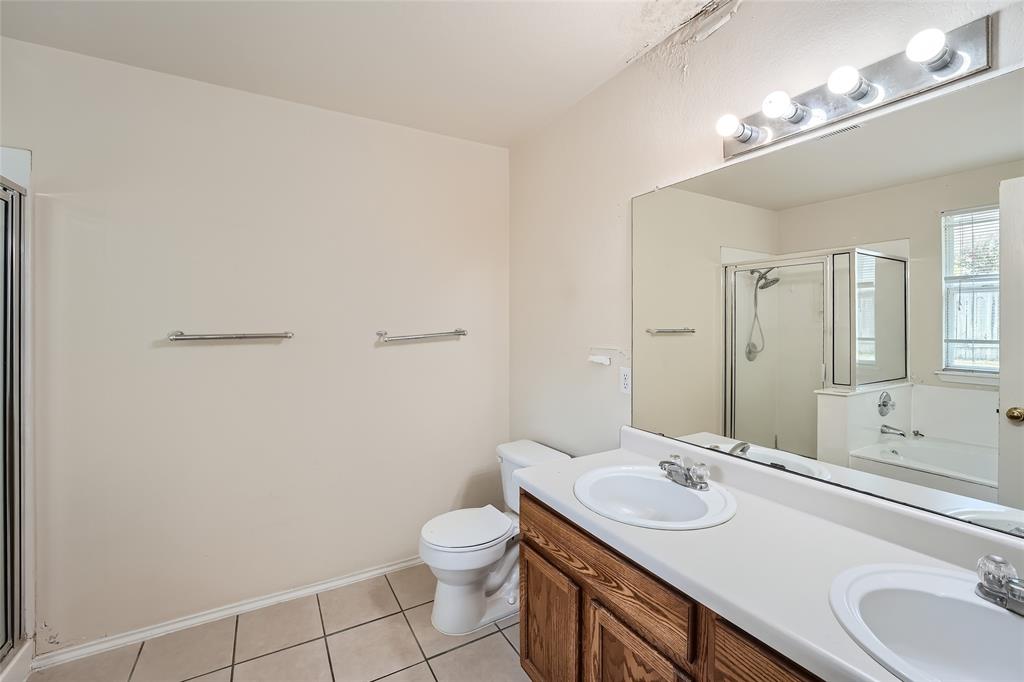 126 Salado DR