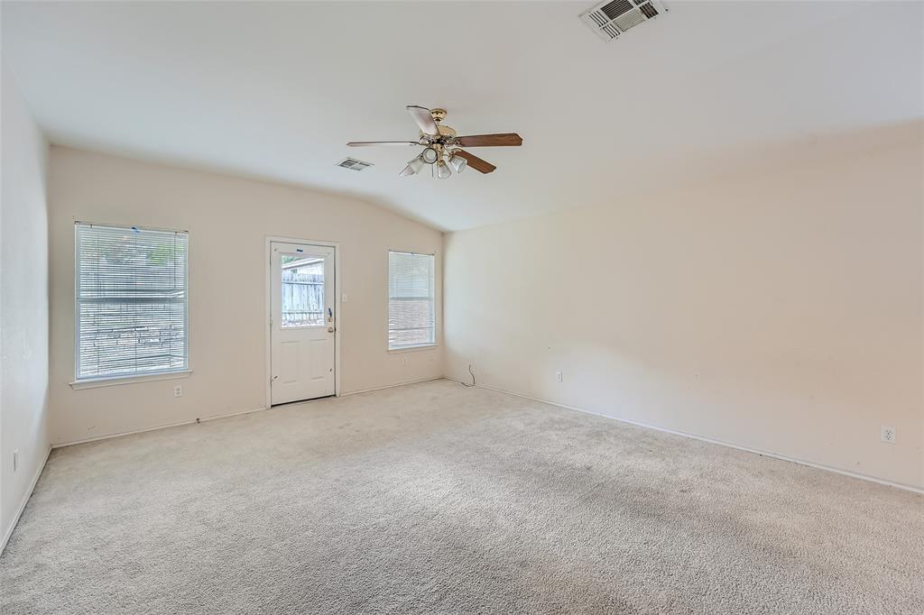 126 Salado DR