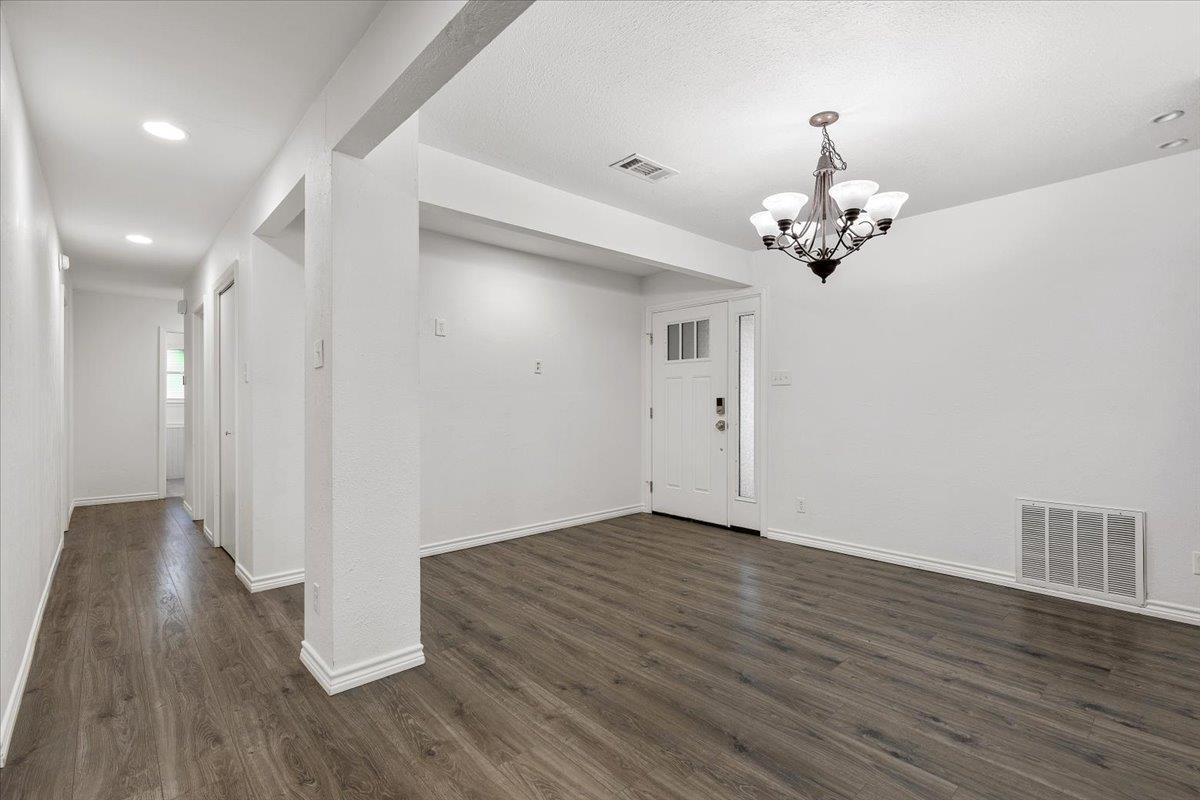 12217 Forsythe DR