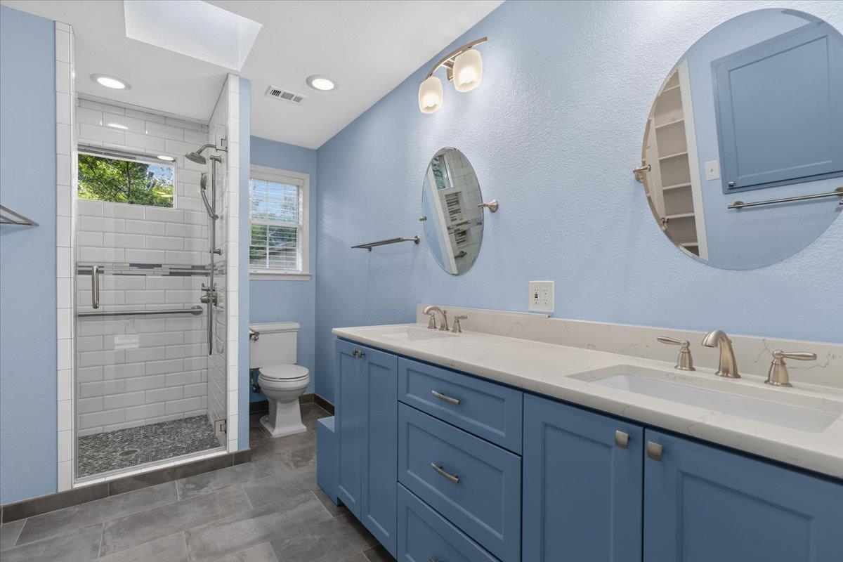 12217 Forsythe DR