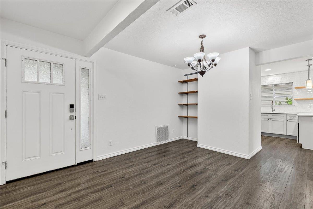 12217 Forsythe DR