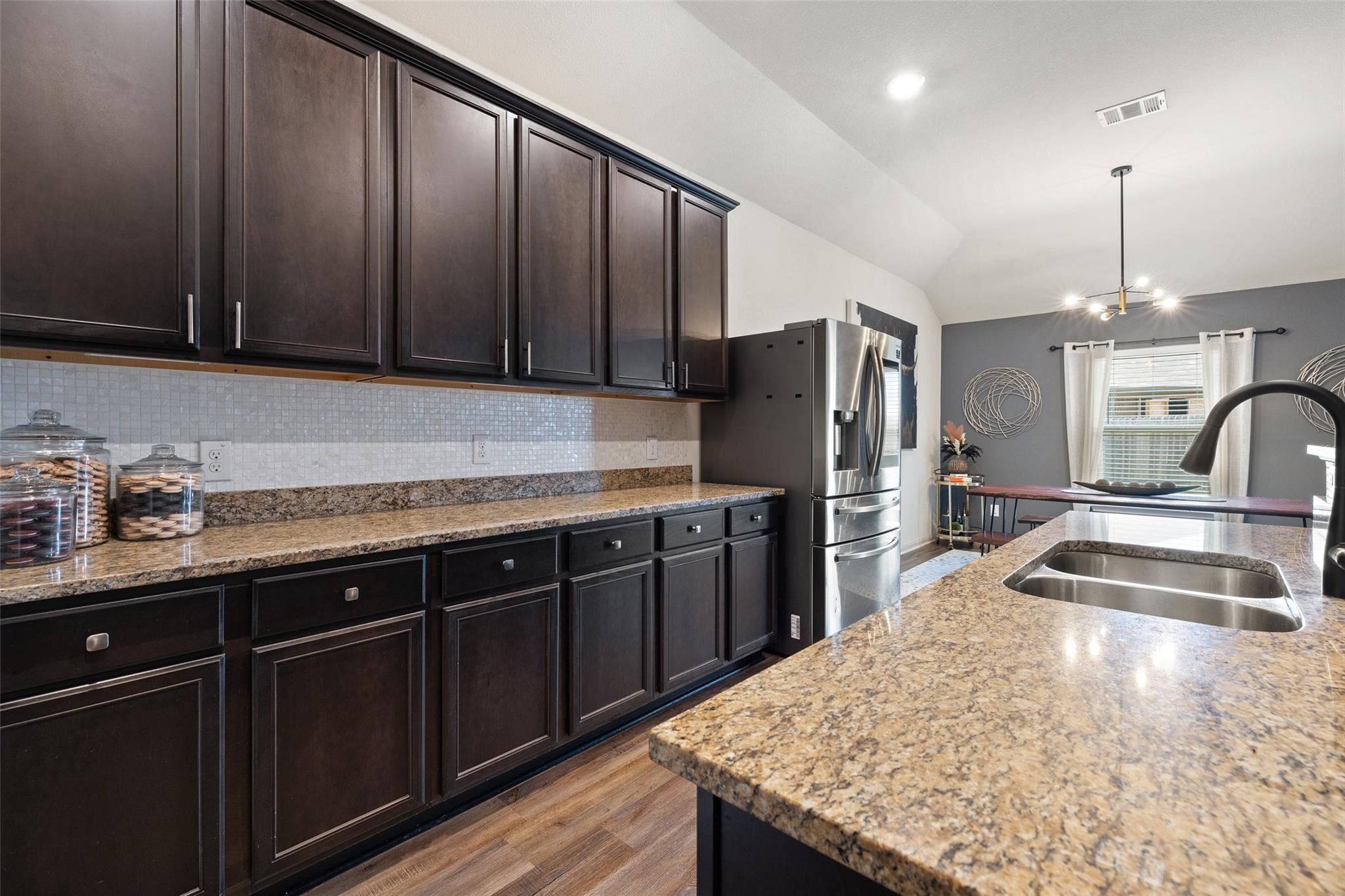 13701 Charles W Fairbanks CV