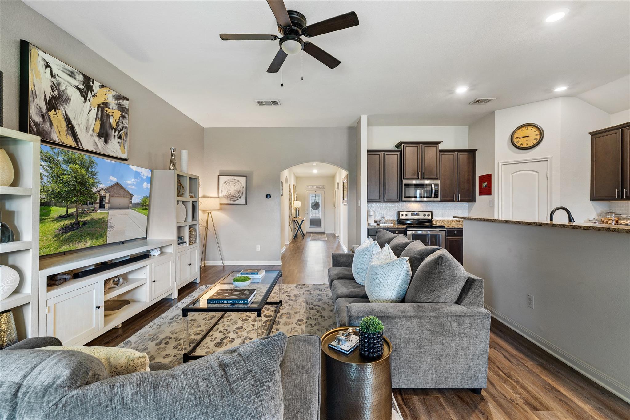 13701 Charles W Fairbanks CV