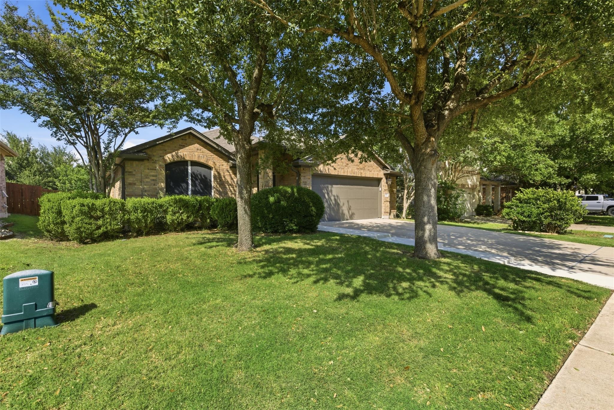 2504 Grand Mission WAY