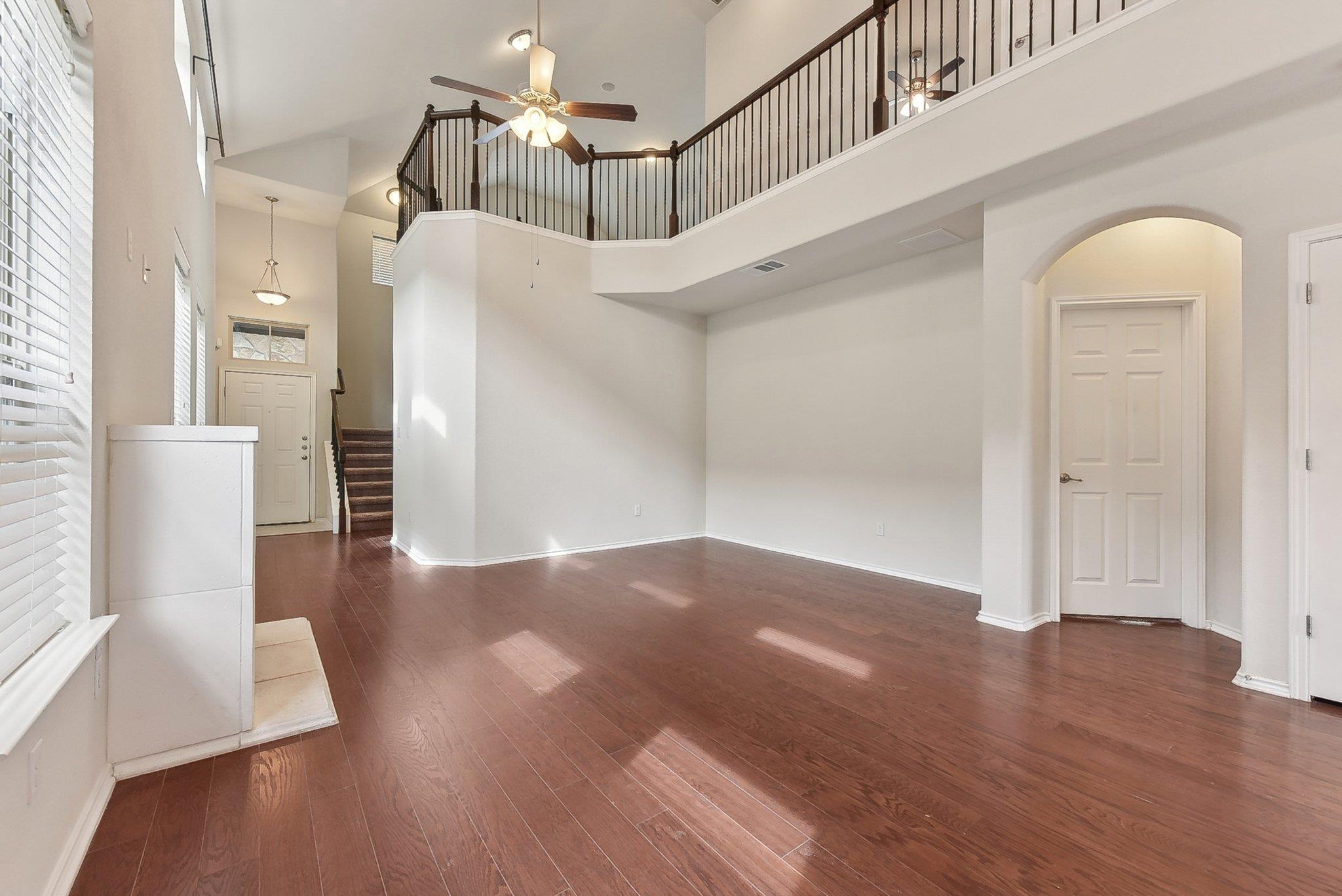 9912 Milla CIR # 31