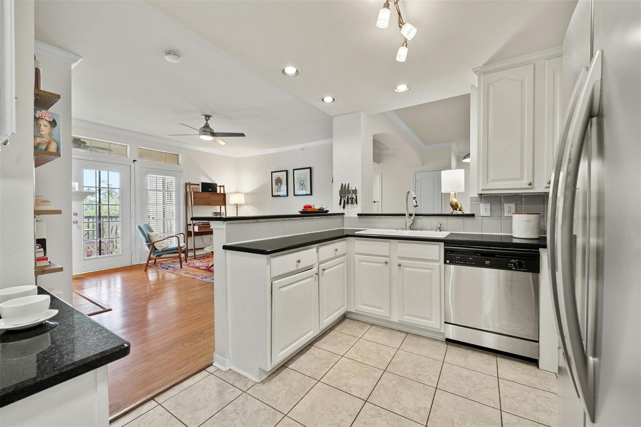 9525 N Capital Of Texas Highway # 433