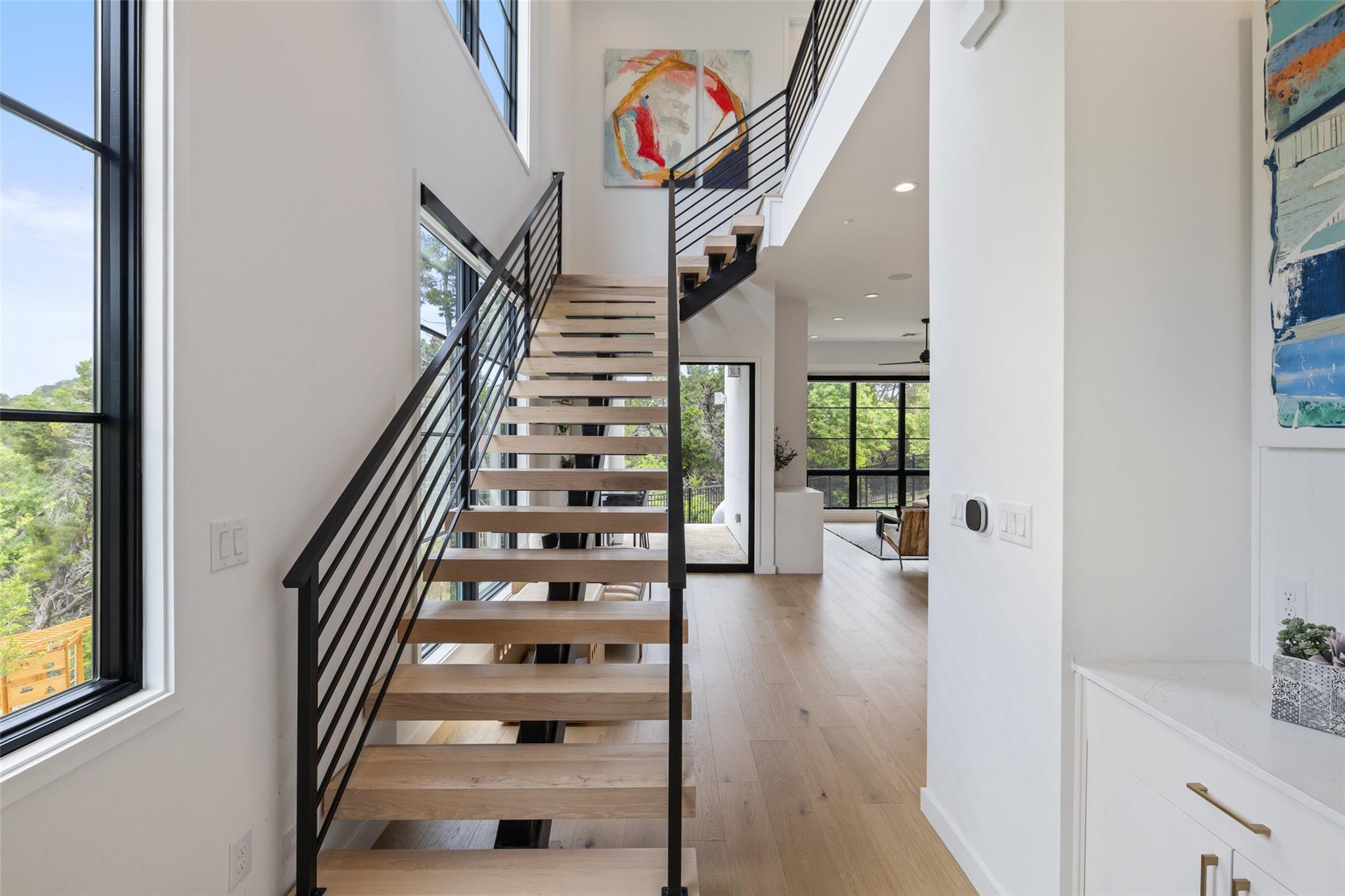 903 Alexia LN