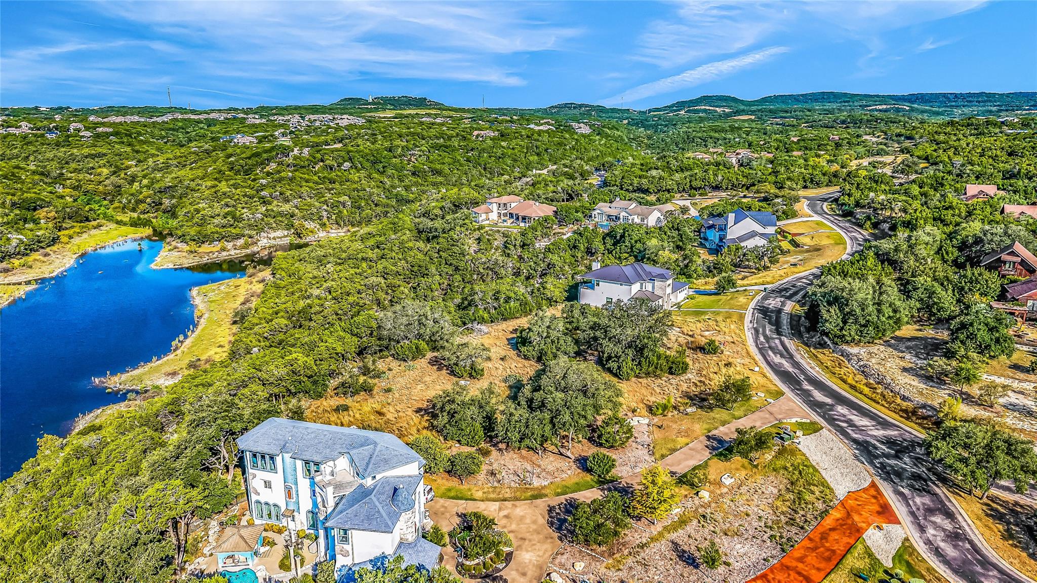 7216 Getaway DR