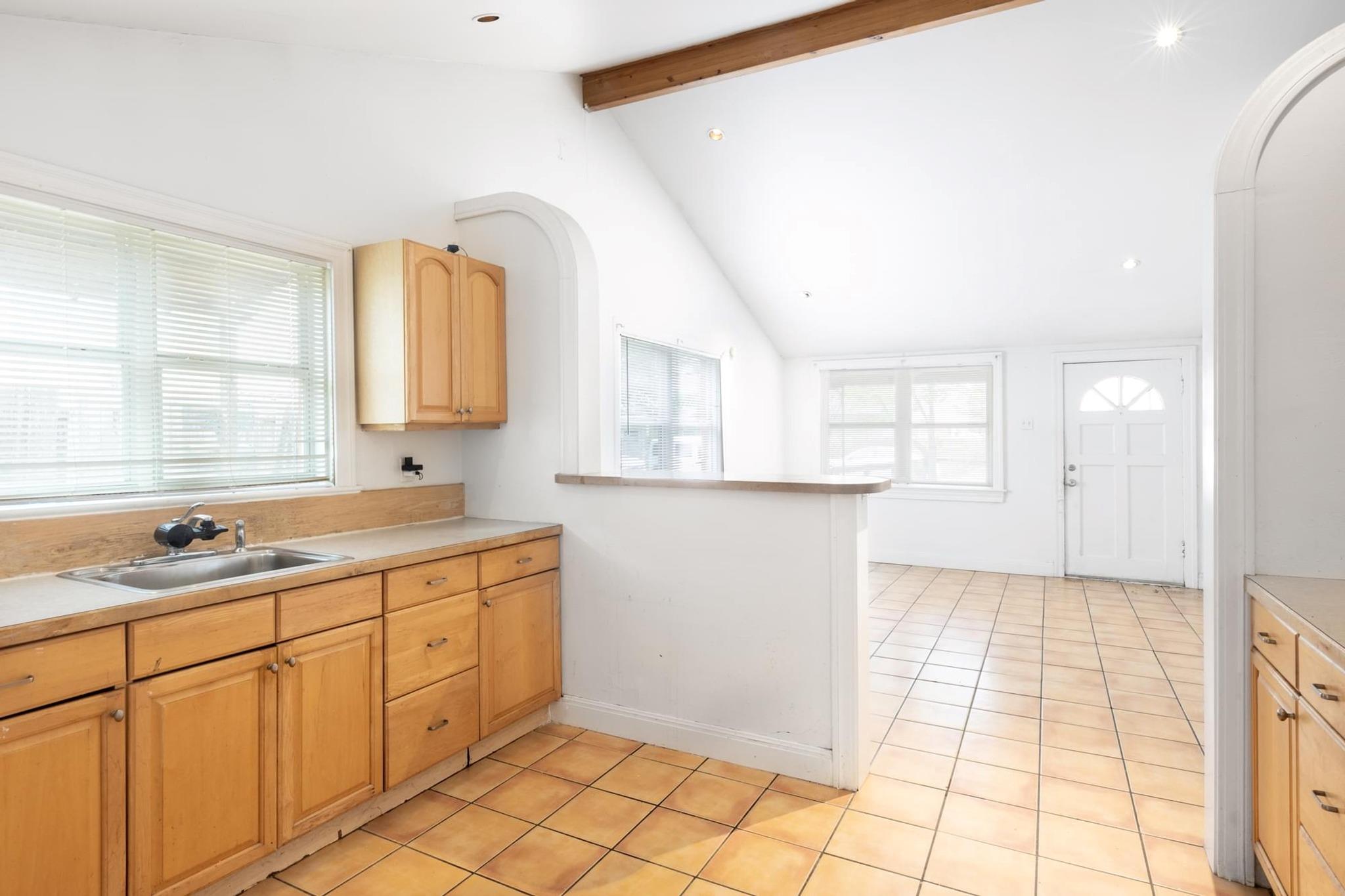 4512 Depew Ave # 8
