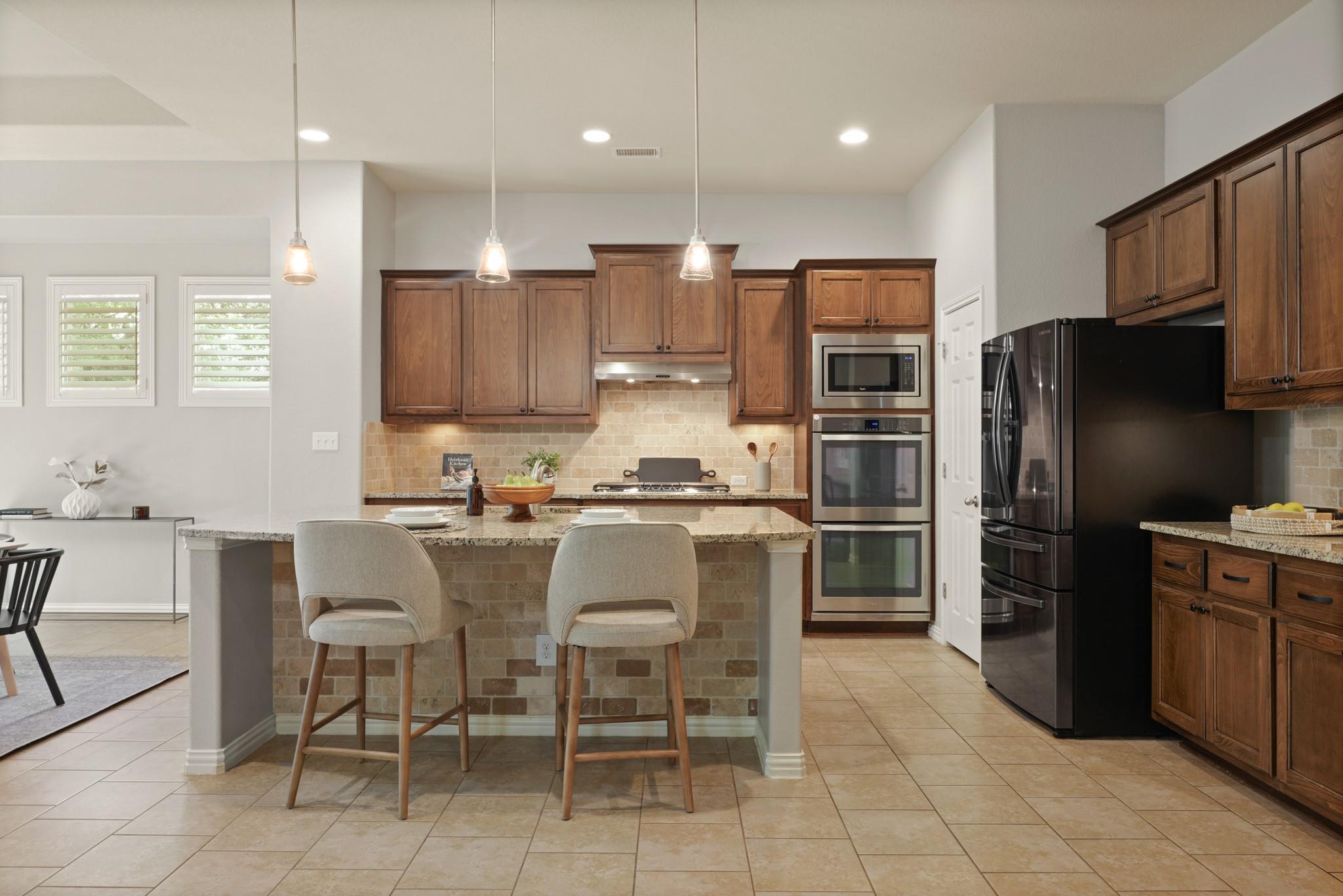 495 Catalina LN