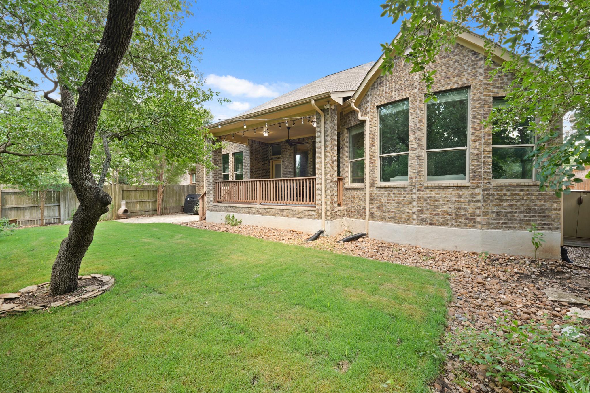 495 Catalina LN