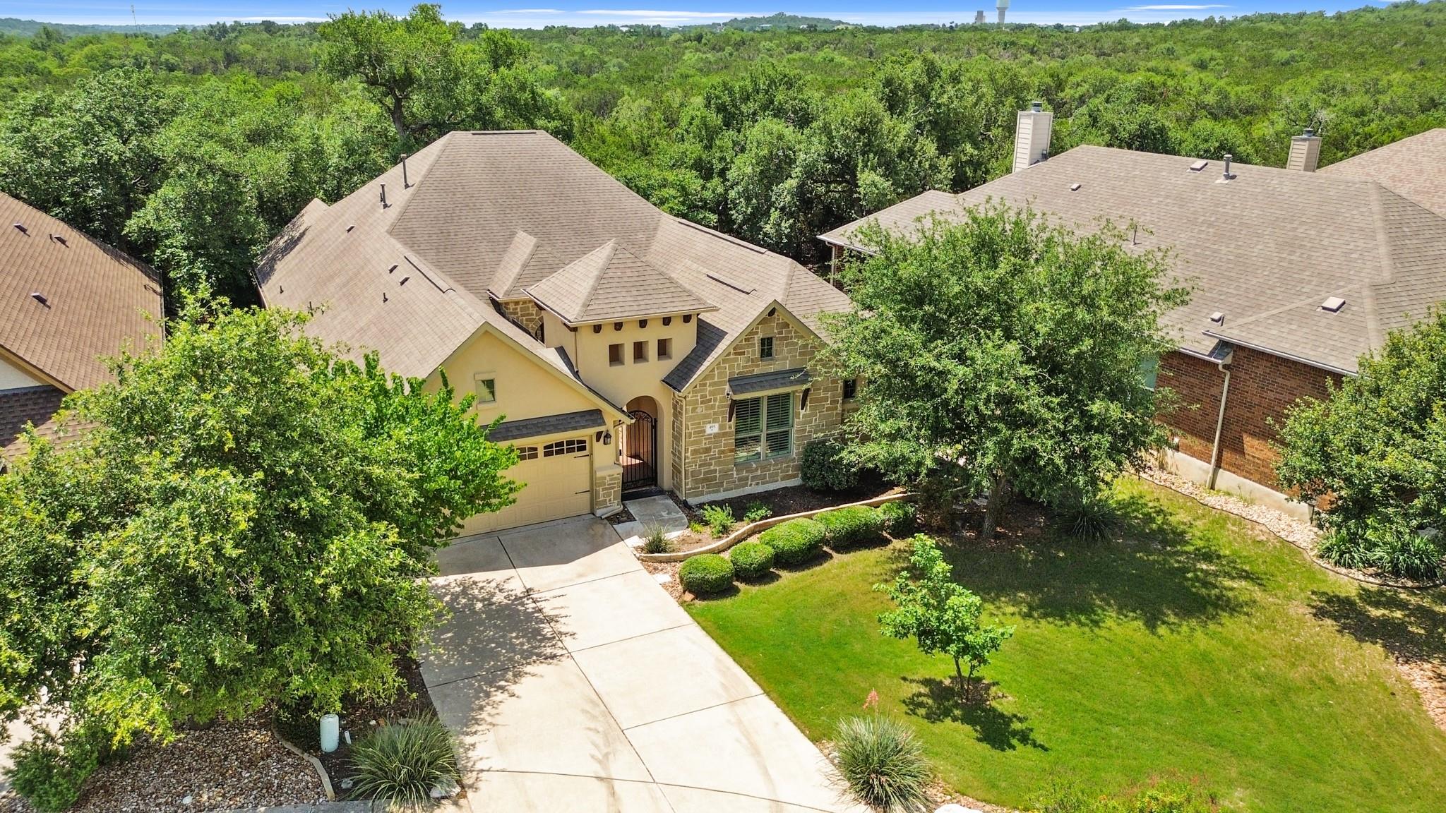 495 Catalina LN