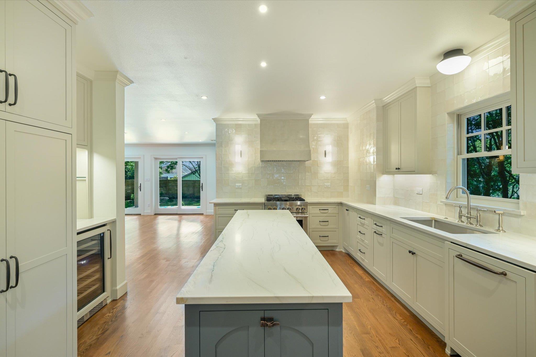 1704 Travis Heights BLVD