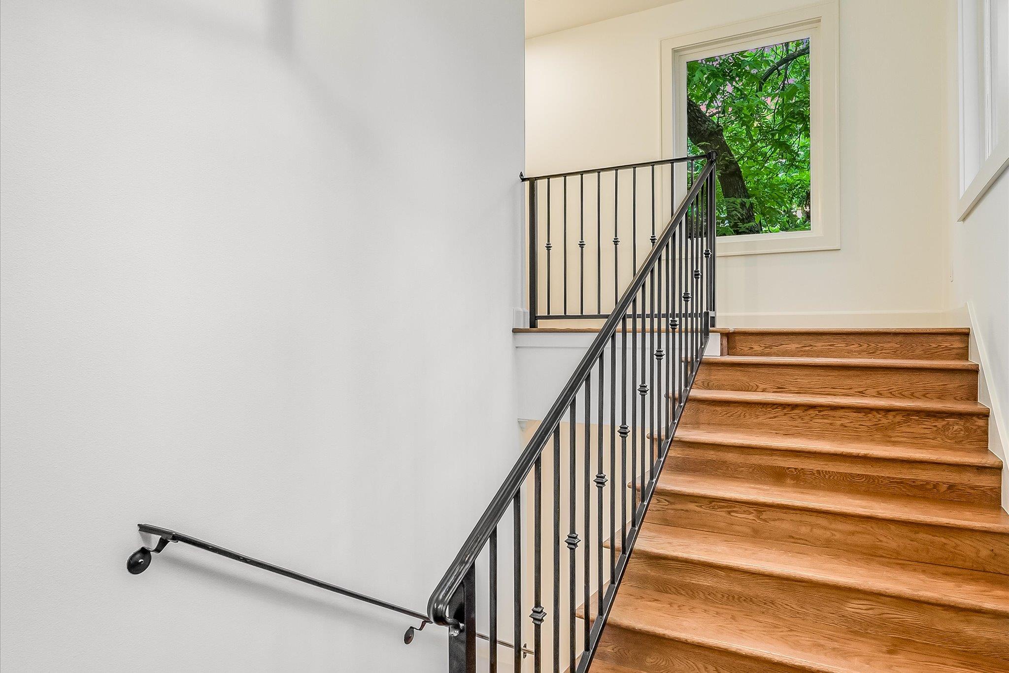 1704 Travis Heights BLVD