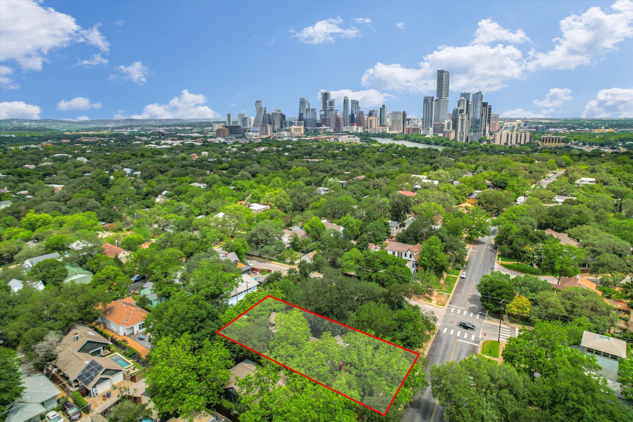 1704 Travis Heights BLVD