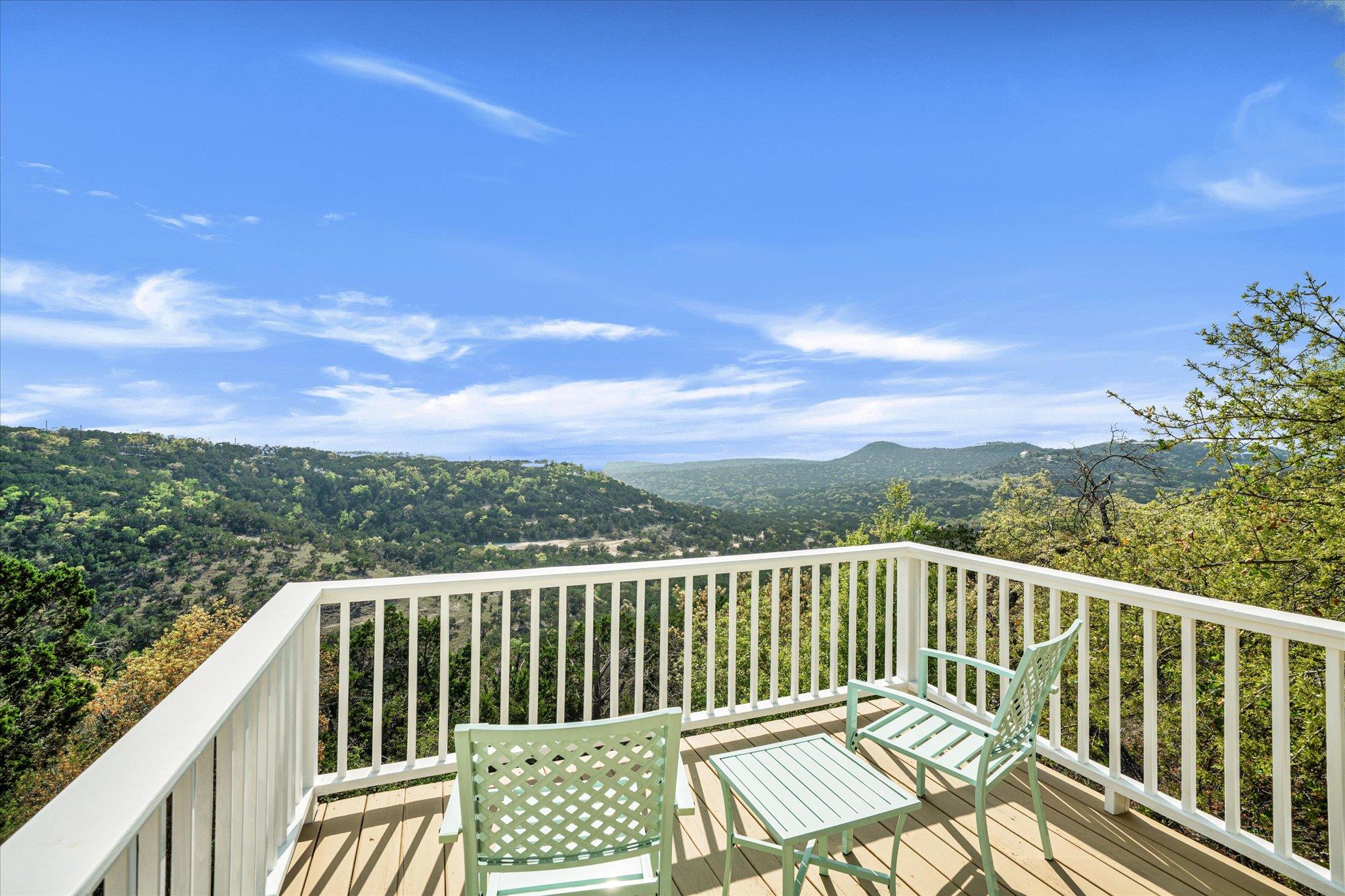 1320 SERENITY DR