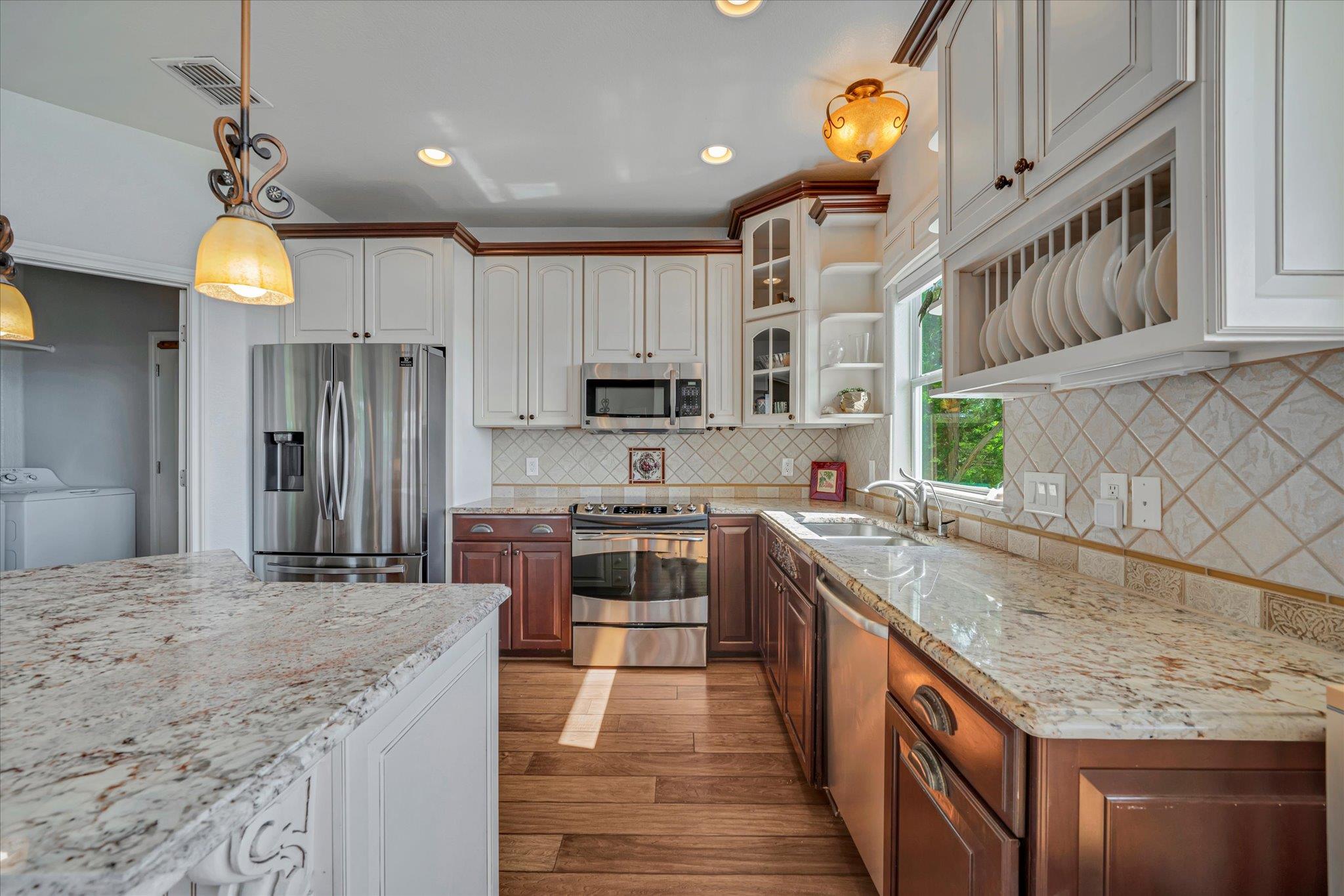 1320 SERENITY DR