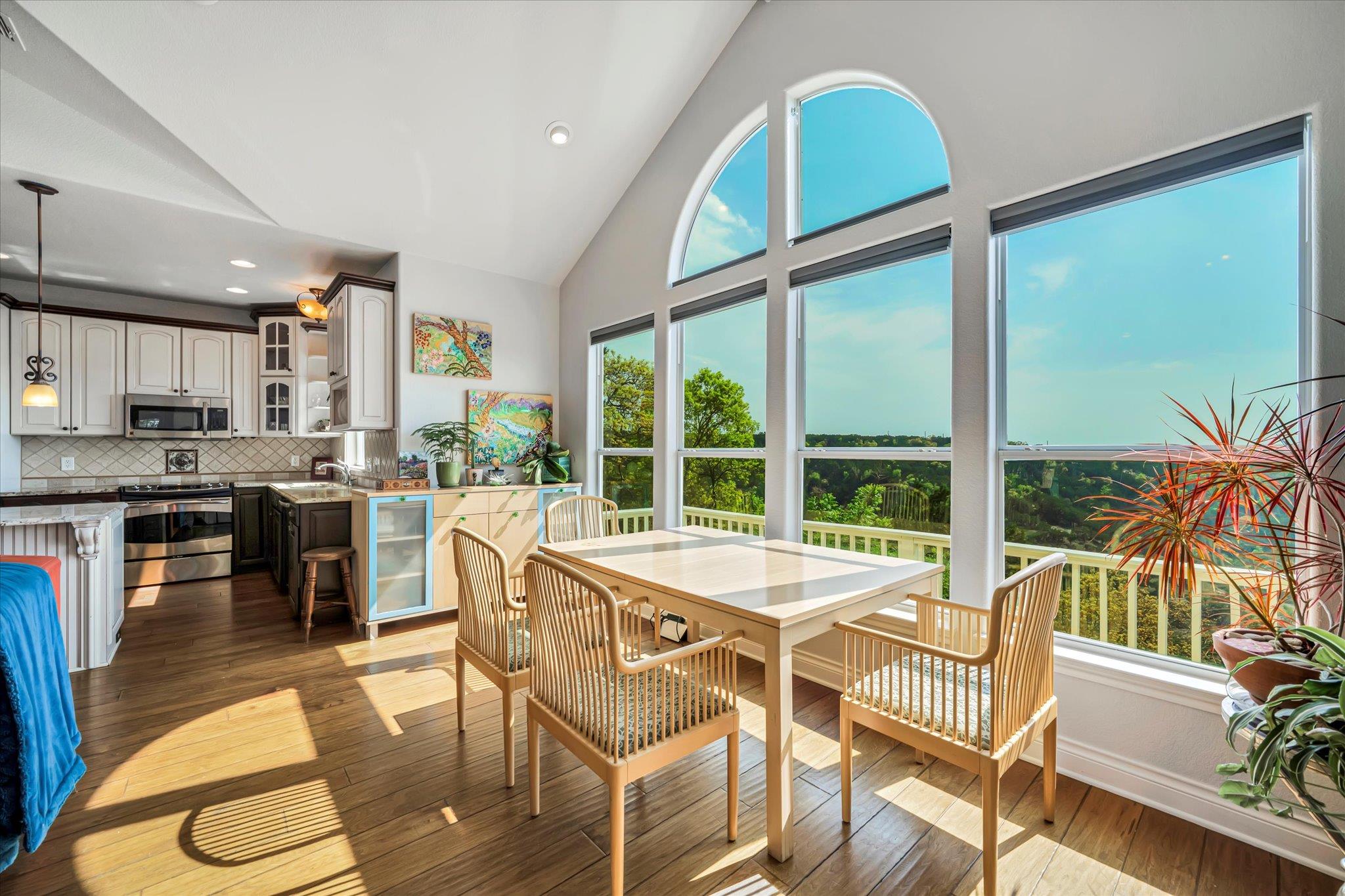 1320 SERENITY DR