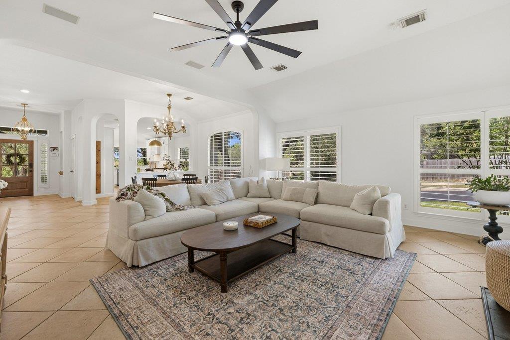 4253 Canyon Glen CIR